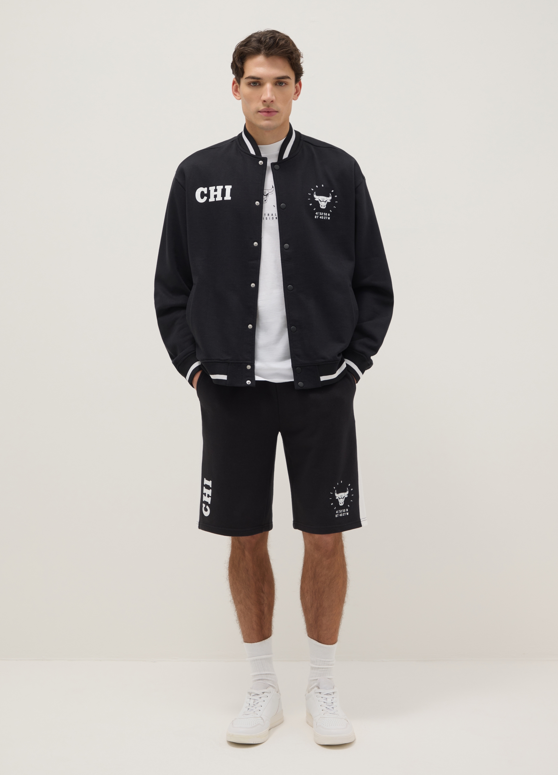 NBA, Giacca In Misto Cotone Nera Regular Fit Con Logo Chicago Bulls, Uomo, Nero, Taglia: L