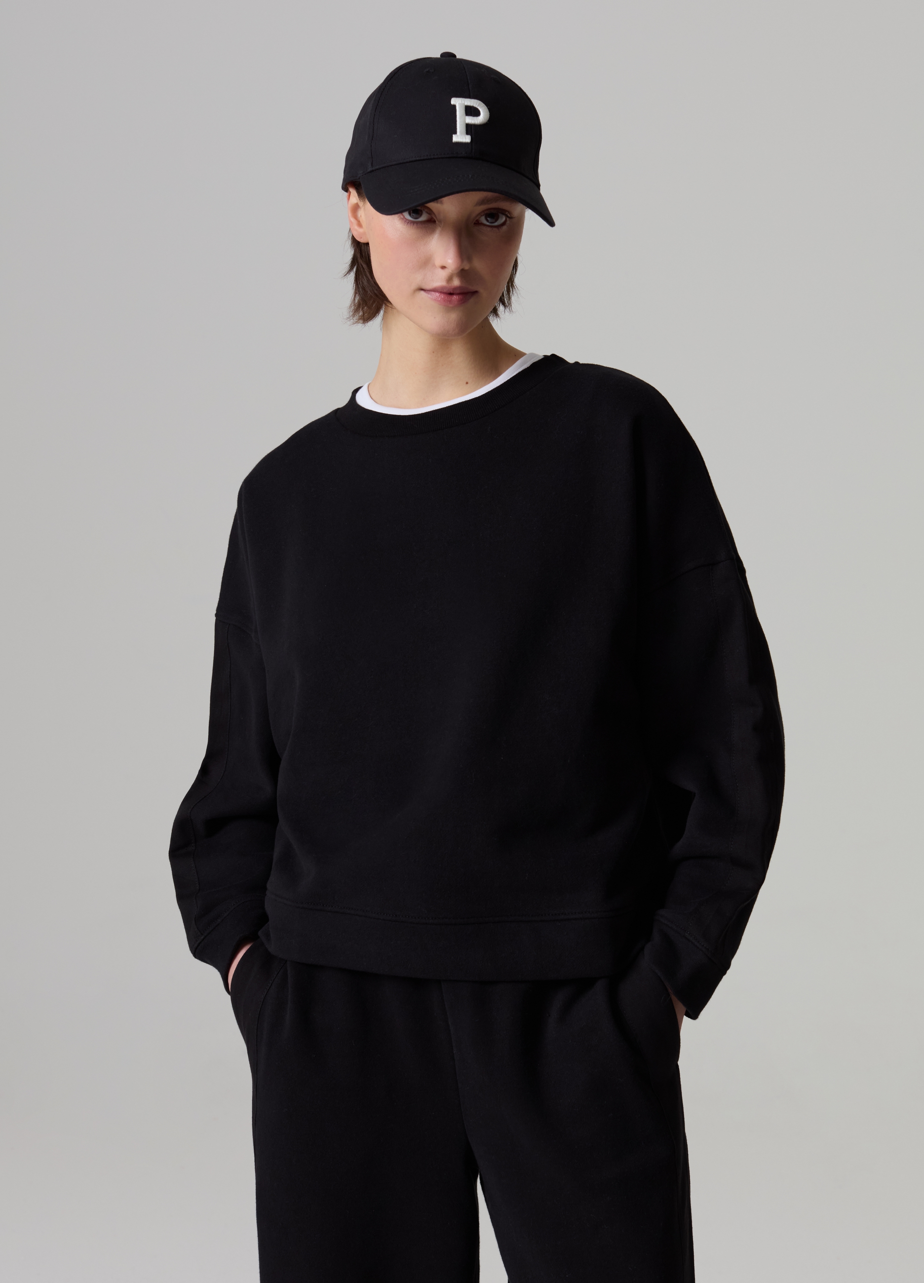 PIOMBO, Felpa Oversize Con Scollo Rotondo, Donna, Nero, Taglia: S/M