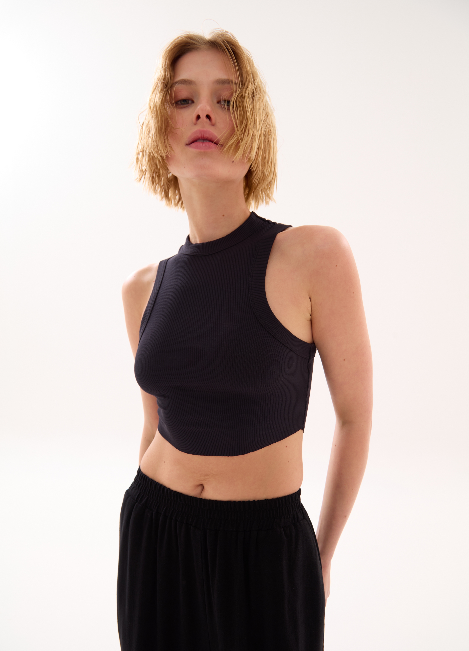 UTOPJA, Rounded Crop Tank Black, Donna, Nero, Taglia: L