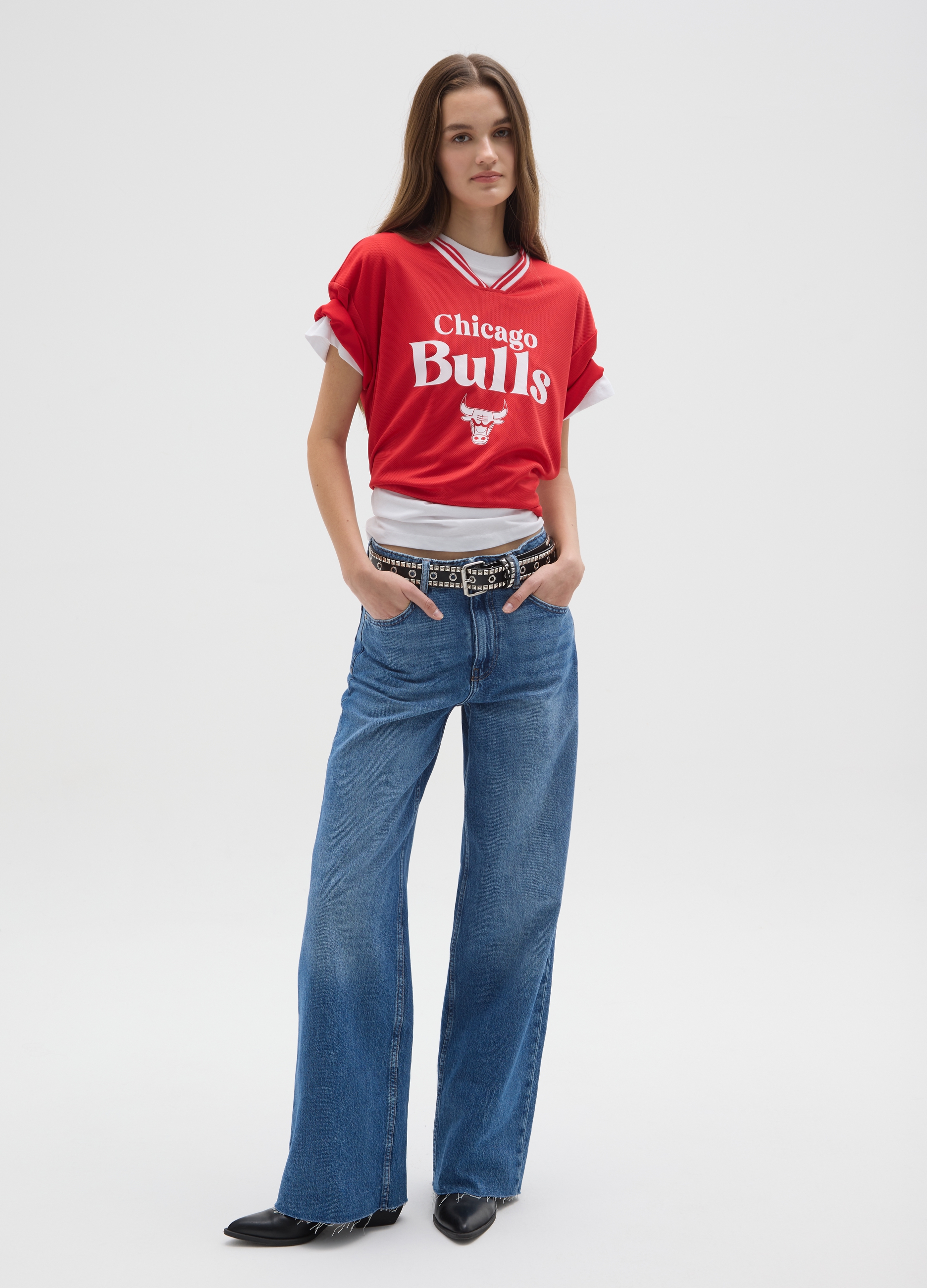 NBA, T-shirt Rossa Chicago Bulls A Maniche Corte Regular Fit, Donna, Rosso, Taglia: S