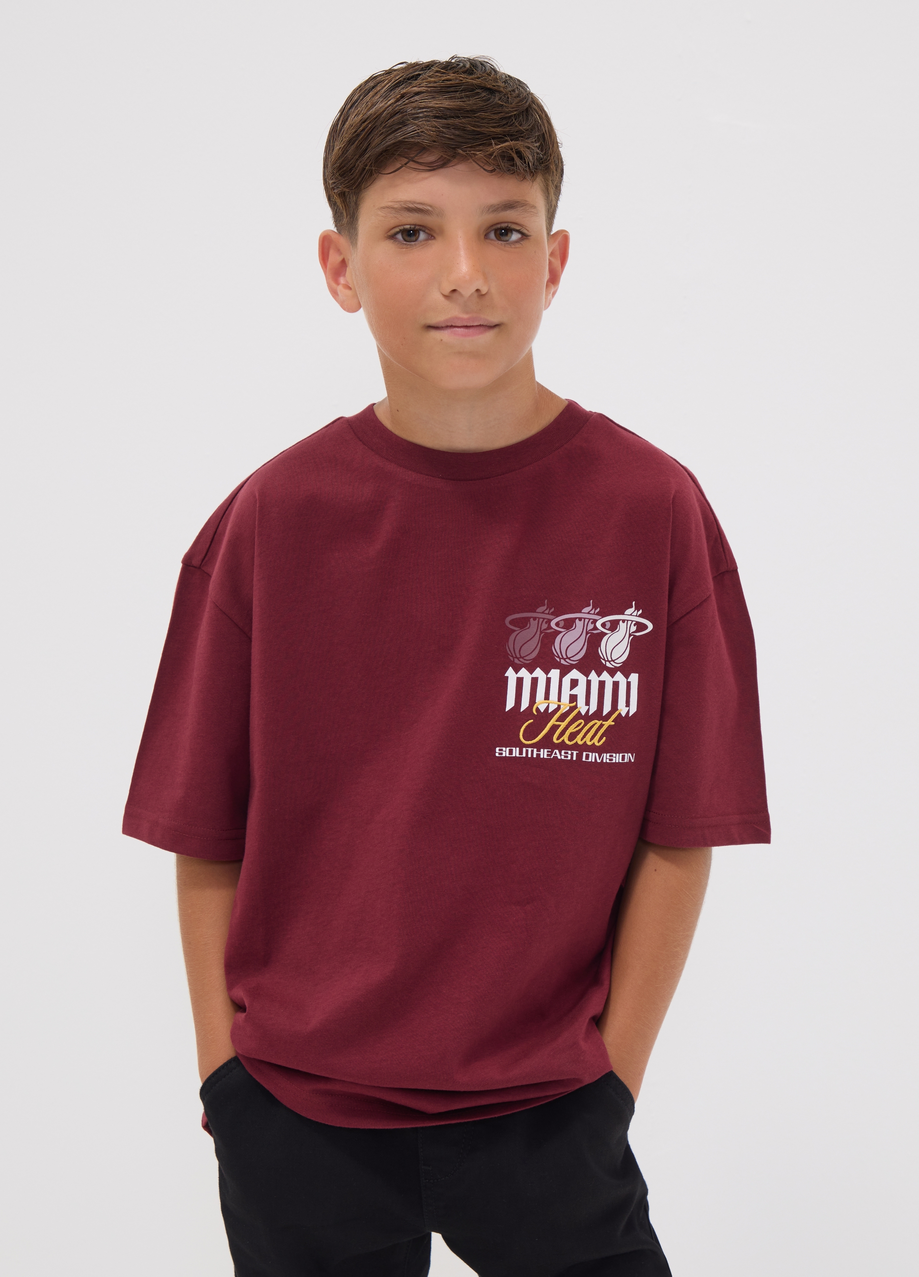 NBA, T-shirt Rossa In Puro Cotone Con Stampa Miami Heat Per Ragazzo, Bambino, Rosso, Taglia: 13-14