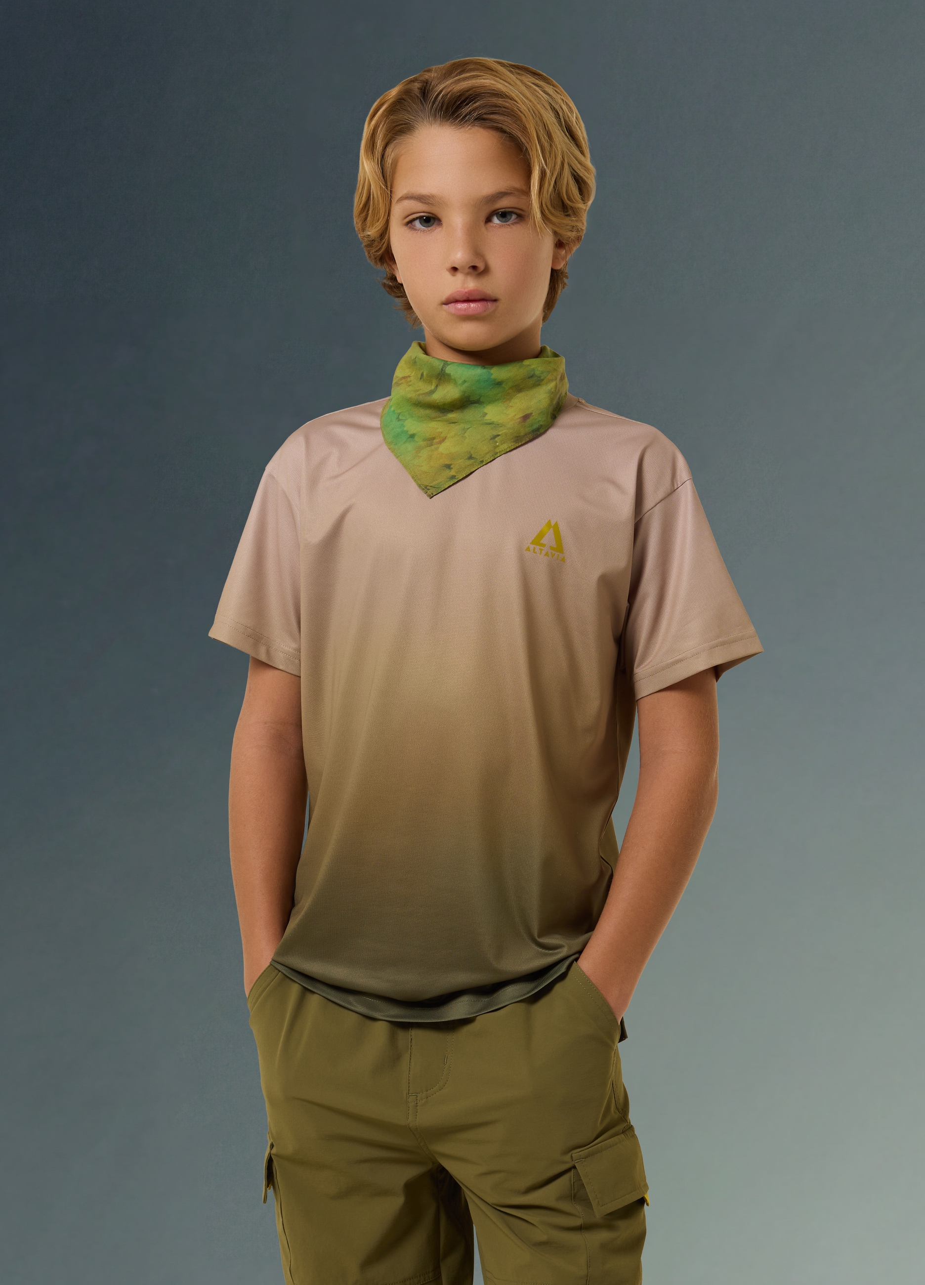 ALTAVIA, Camiseta Técnica De Manga Corta Altavia Con Deborah Compagnoni, Niño, Beige/Verde, Talla: 10-11