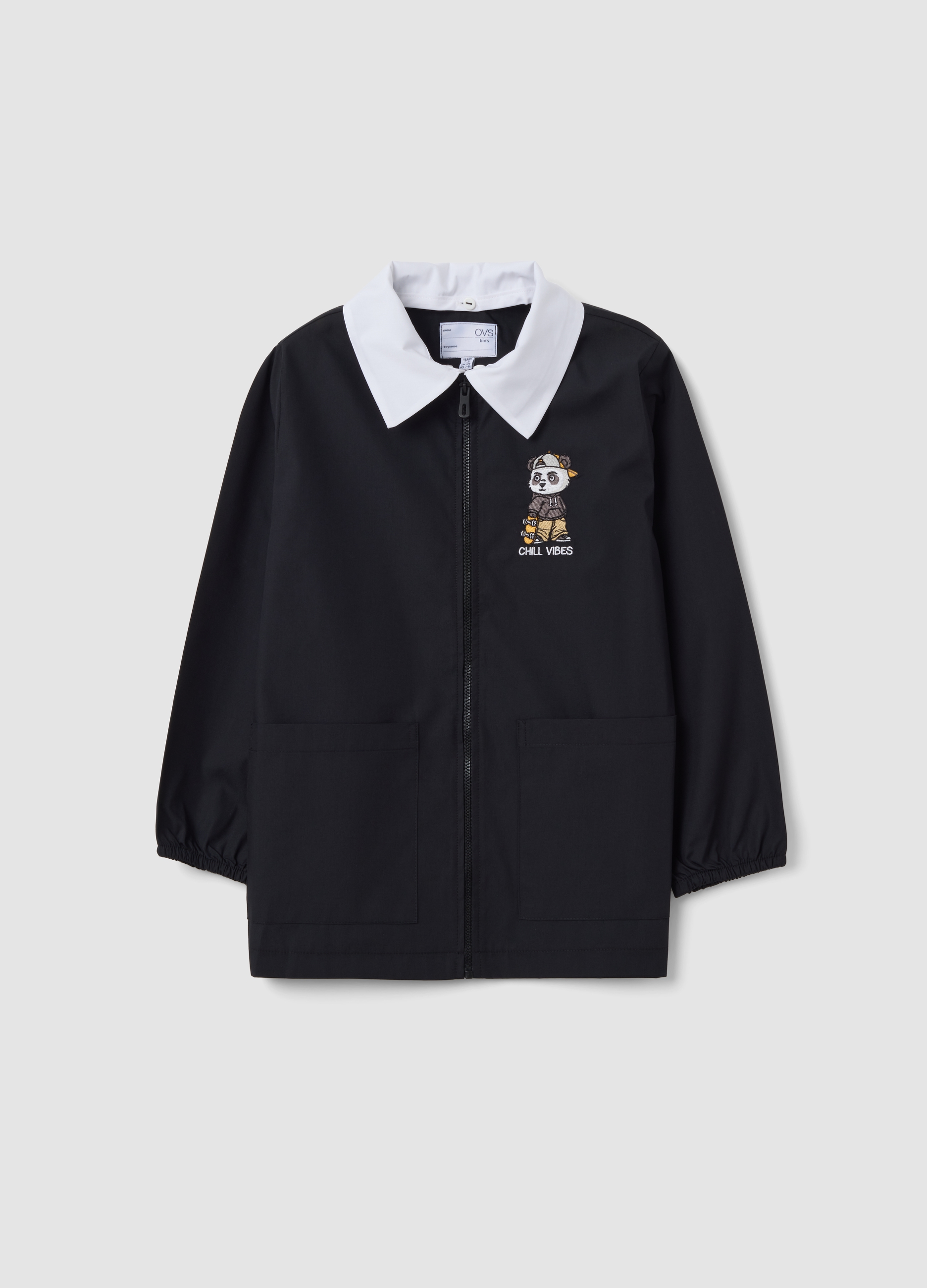 OVS KIDS, Grembiule Corto Personalizzabile Nero Per La Scuola Con Ricamo Panda Per Bambino, Nero, Taglia: 5-6