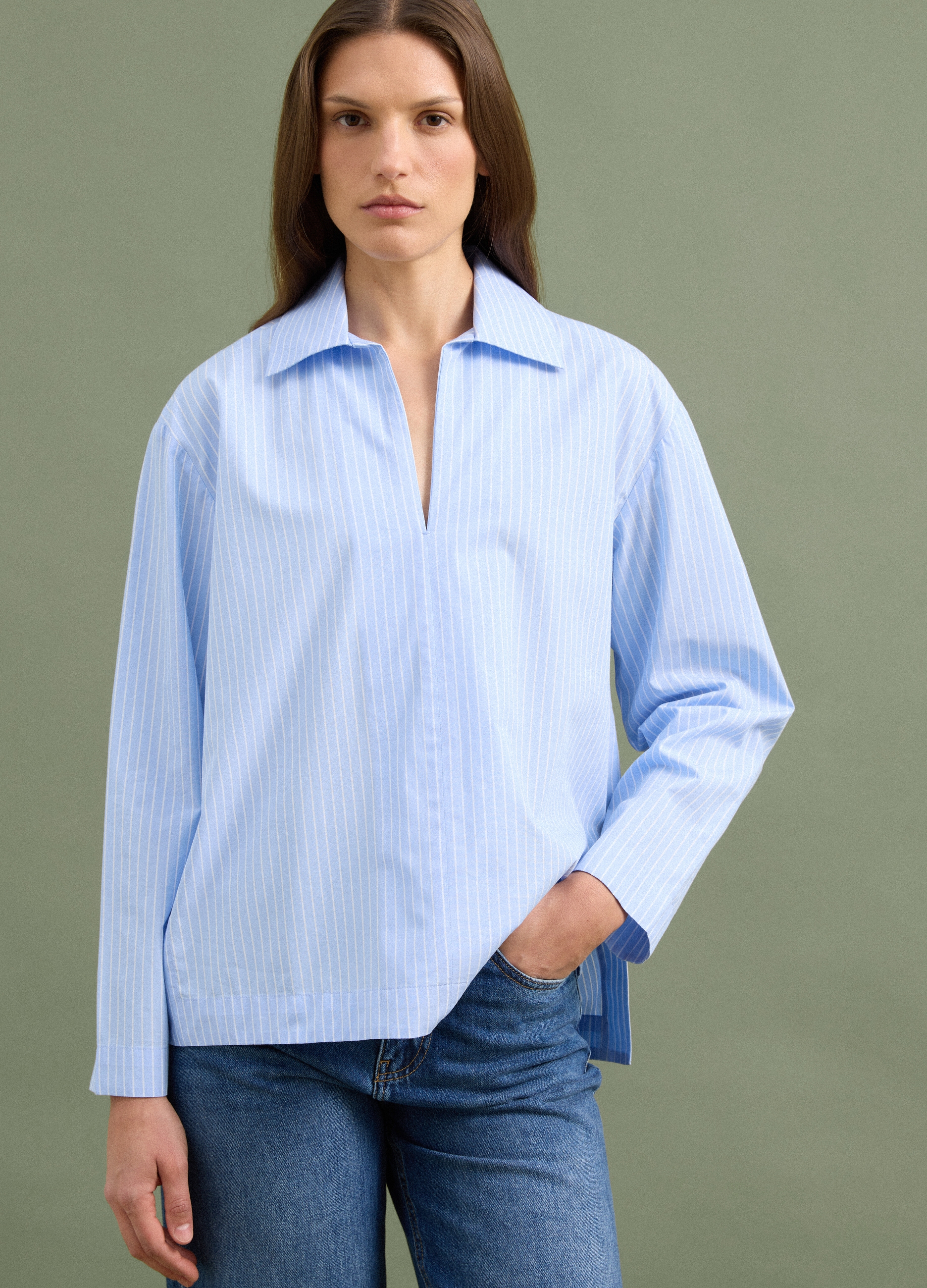 PIOMBO, Camicia Azzurra A Righe In Popeline Di Puro Cotone Con Scollo A V, Donna, Azzurro, Taglia: M/L