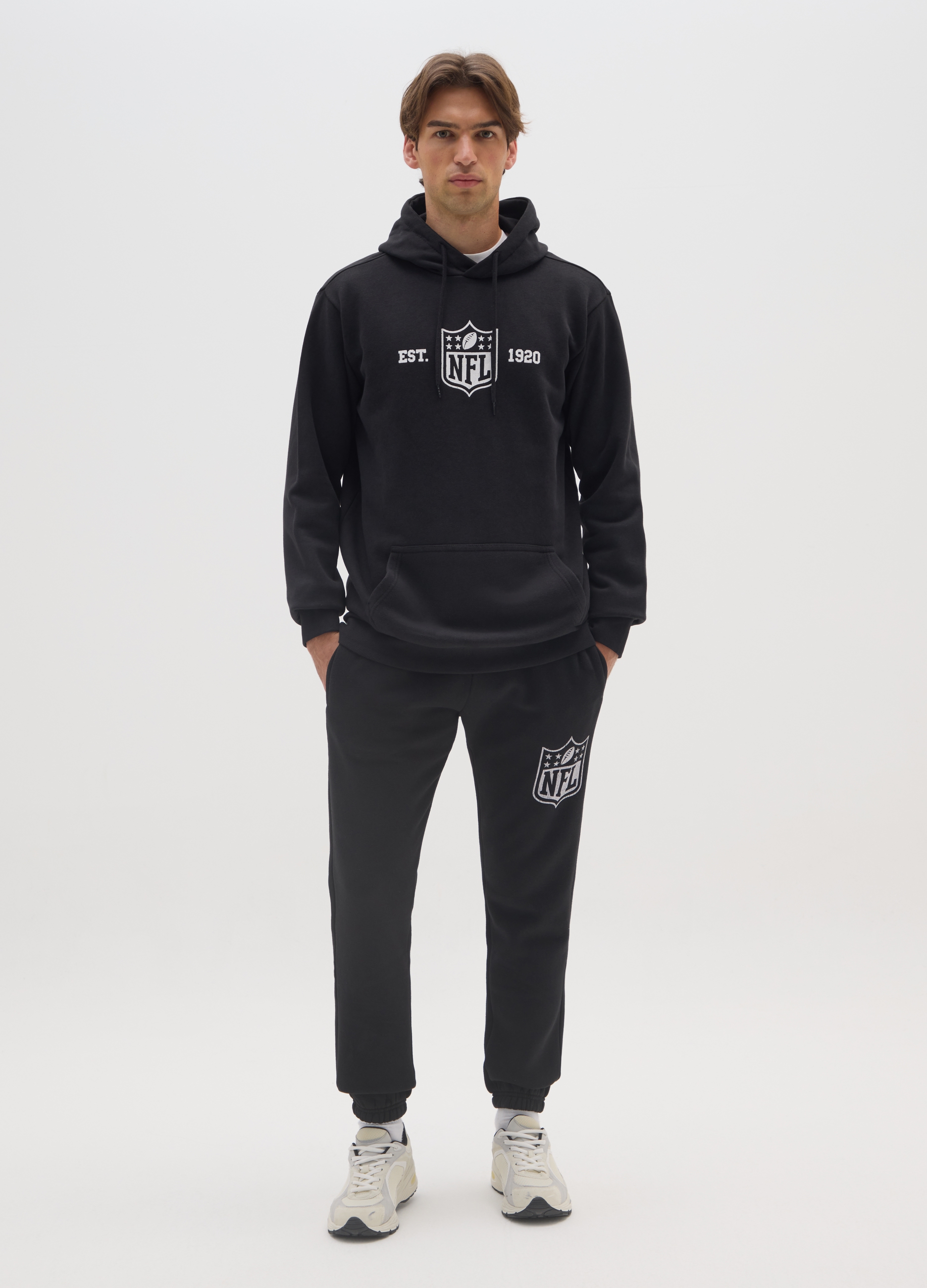 NFL, Jogger In Misto Cotone Nero Con Logo Nfl, Uomo, Nero, Taglia: M