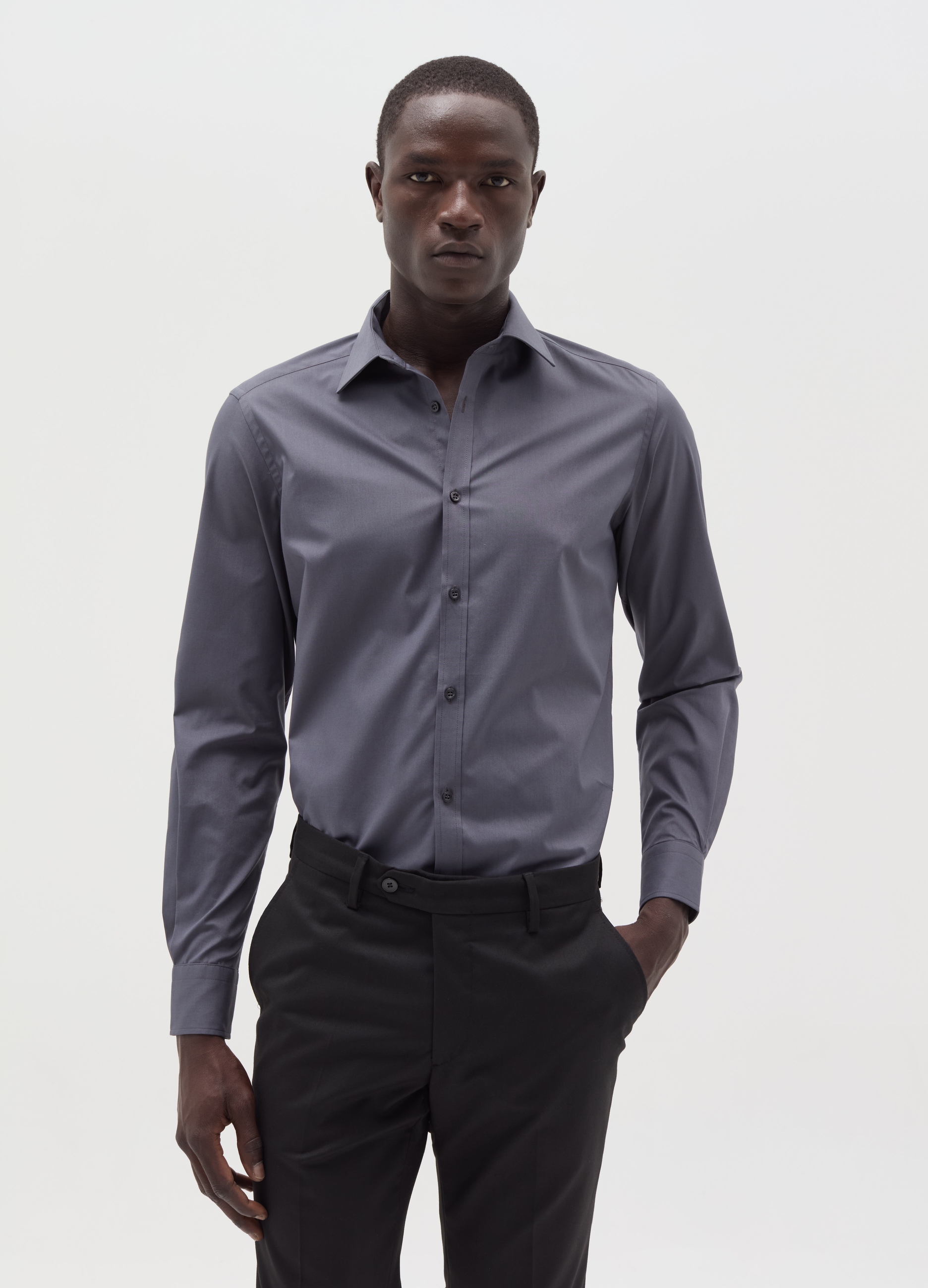 Camisa Slim Fit Cuello Francés, Hombre, Gris pizarra, Talla: 39