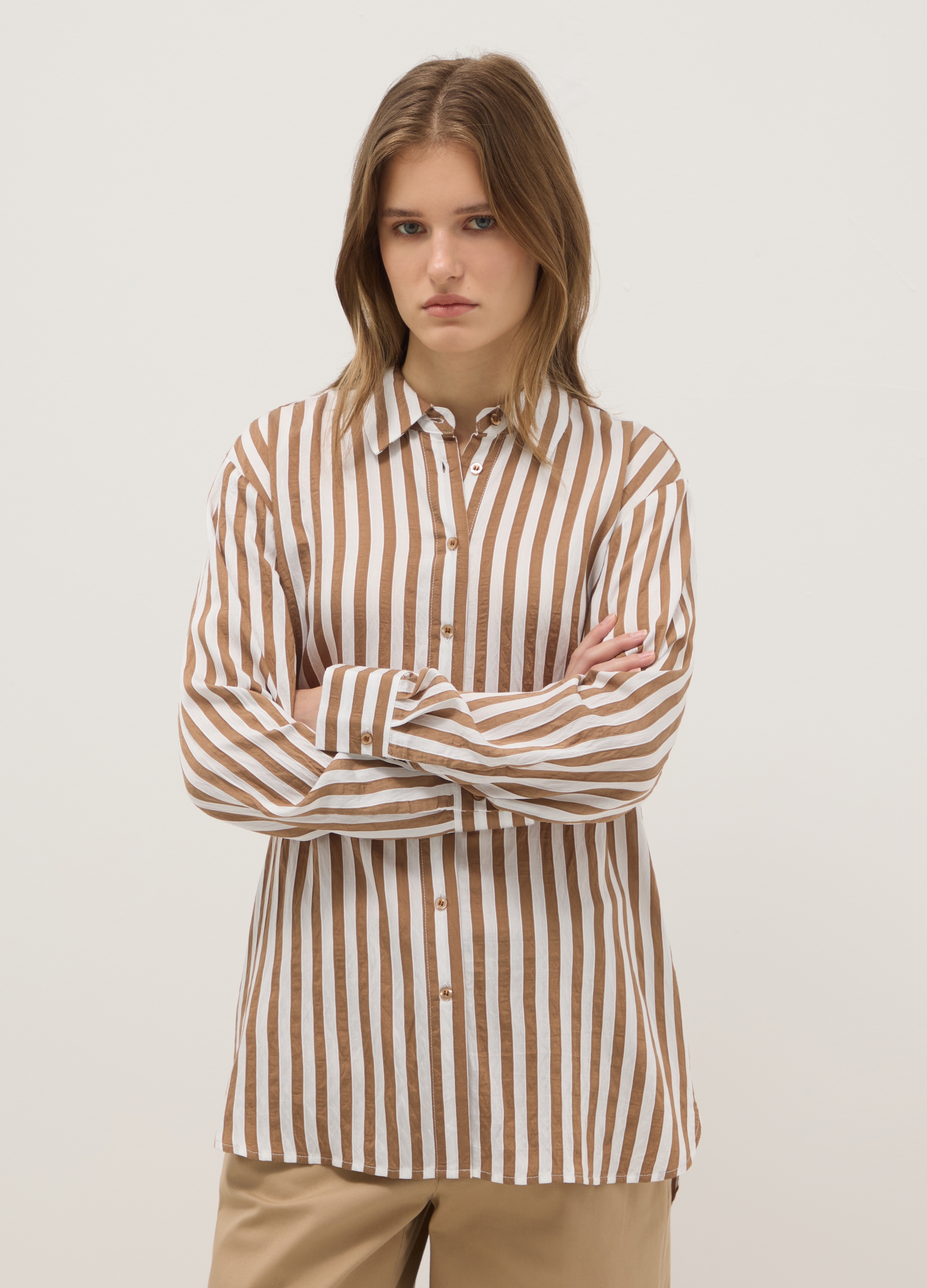 Camisa De Rayas Multicolor De Ajuste Regular Con Cuello Clásico Y Botones, Mujer, Blanco/marrón, Talla: 42