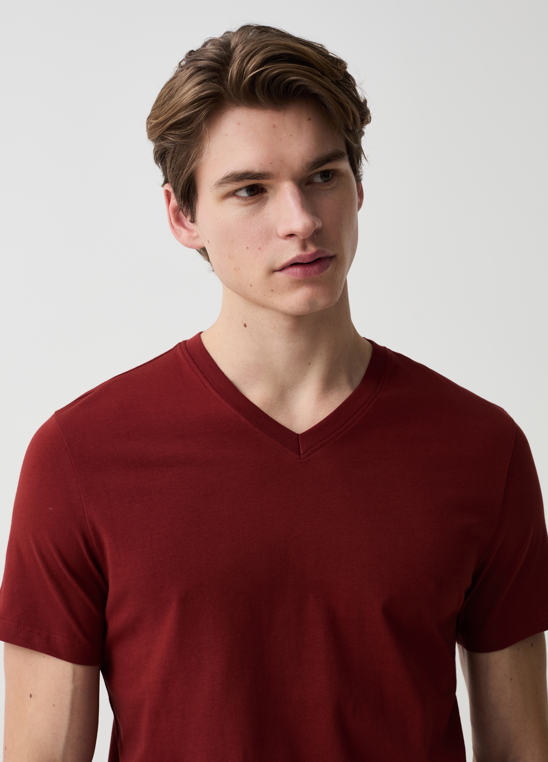 OVS , T-shirt In Cotone Bio Con Scollo A V, Uomo, Rosso, Taglia: S