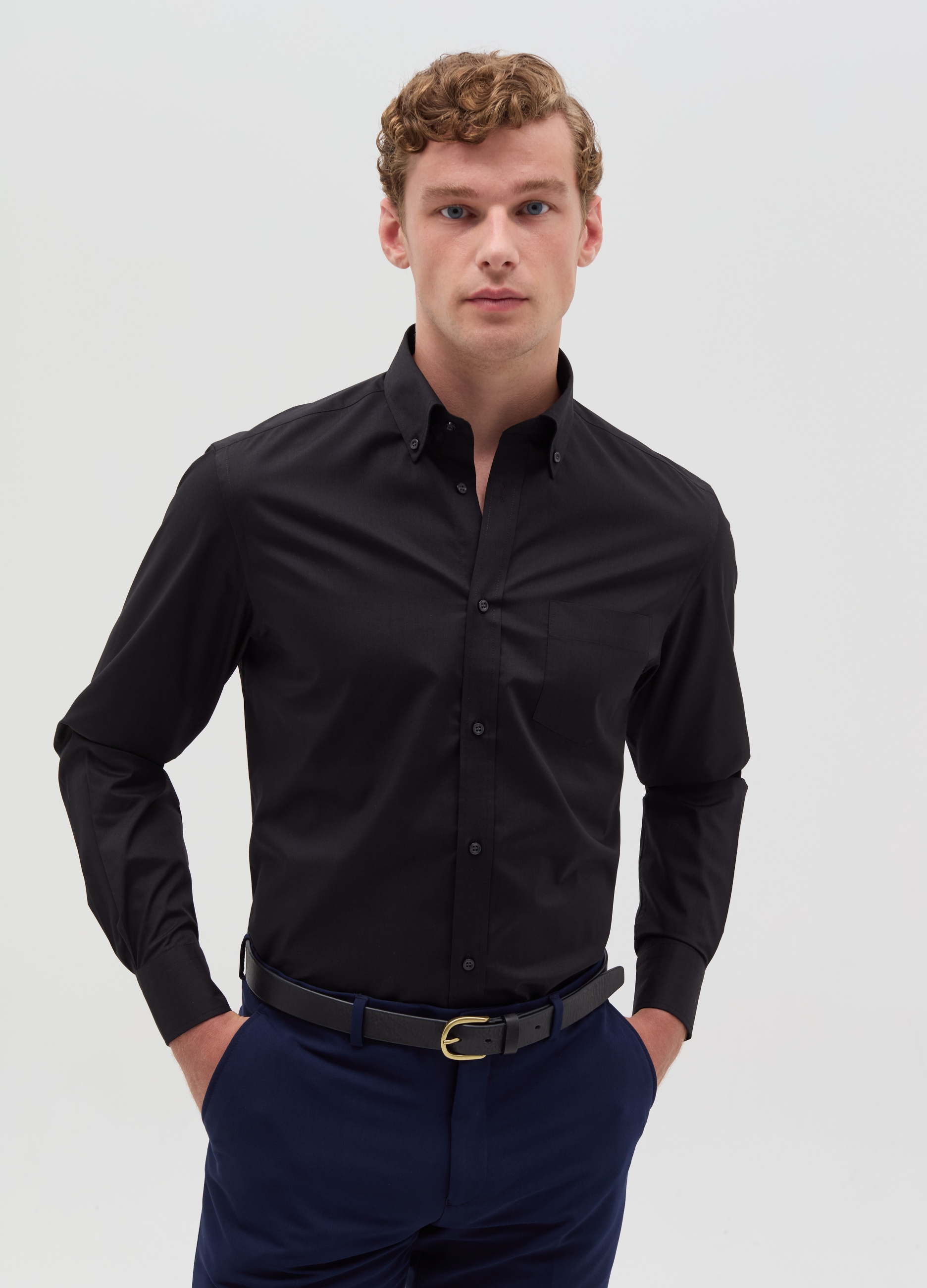 Camisa Regular Fit En Color Liso, Hombre, Negro, Talla: 41