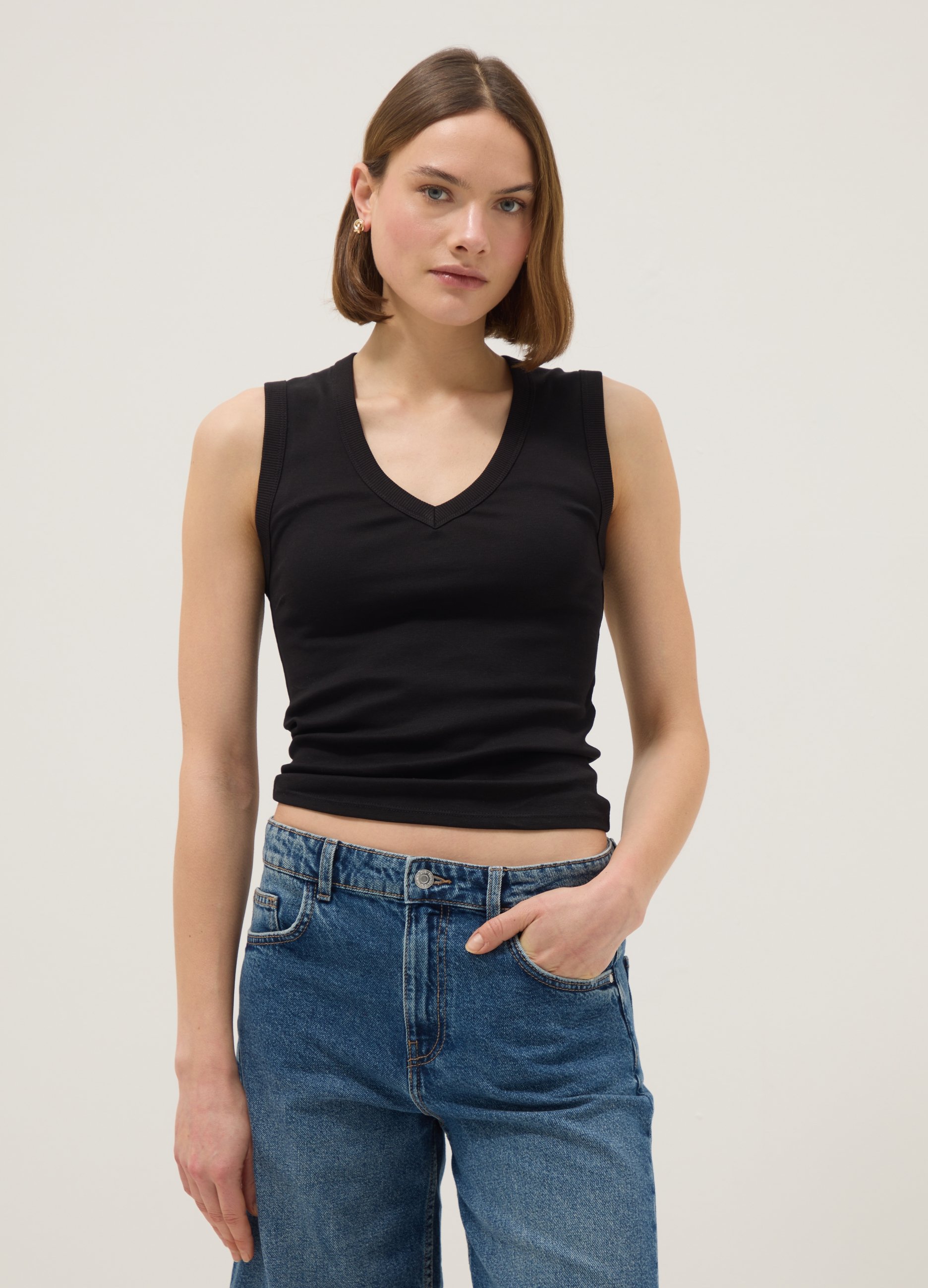 Camiseta Sin Mangas De Algodón Negro Puro Con Cuello En V Y Ajuste Regular, Mujer, Gunmetal, Talla: XXL