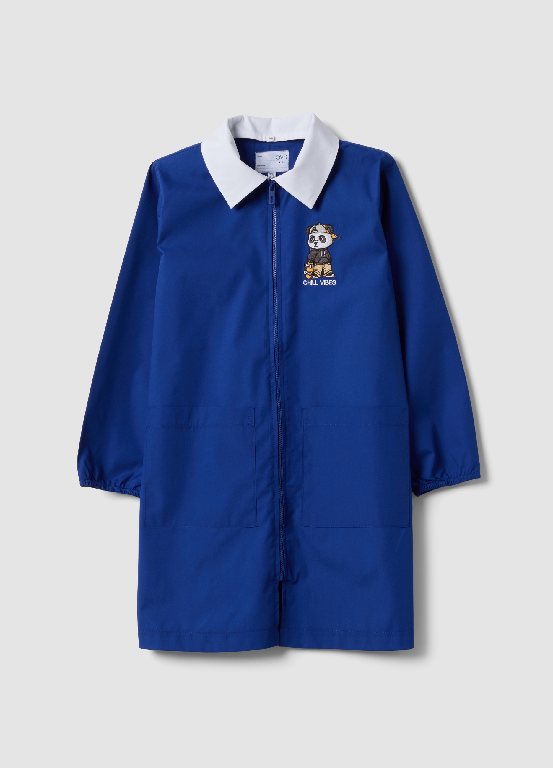 OVS KIDS, Grembiule Personalizzabile Blu Con Zip E Ricamo Panda Per La Scuola, Bambino, Blu, Taglia: 5-6
