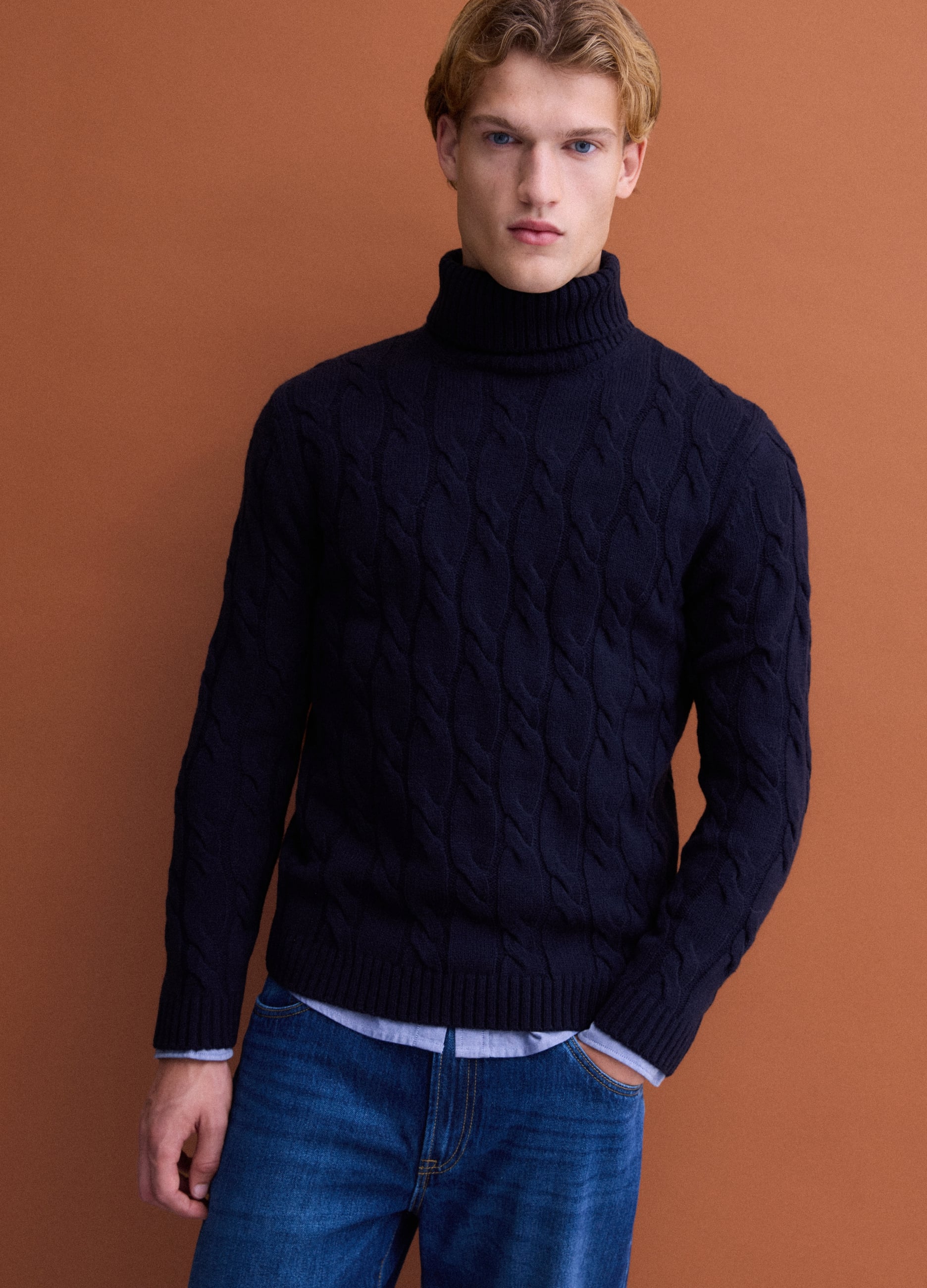 PIOMBO, Maglia Blu Navy In Misto Lana A Trecce Con Dolcevita Regular Fit, Uomo, Blu, Taglia: L