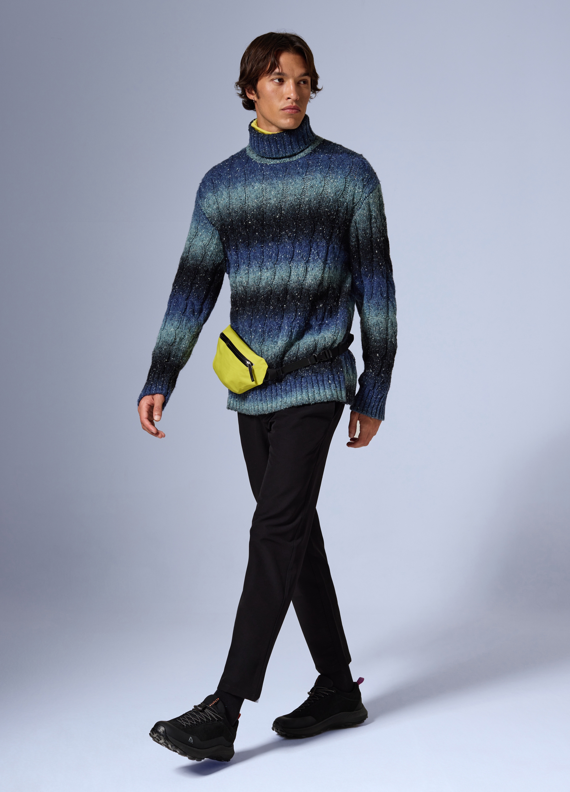 ALTAVIA, Suéter De Cuello Alto Altavia With Deborah Compagnoni, Unisex, Azul/azul claro, Talla: XXL