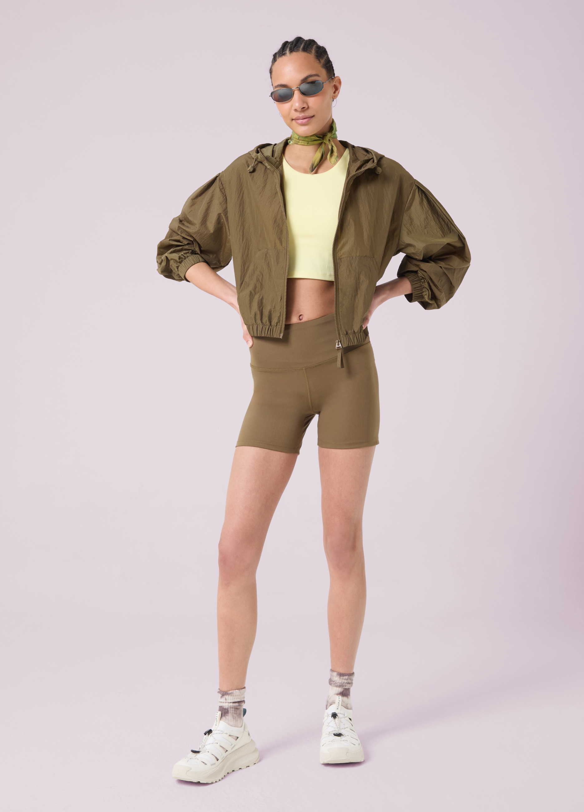 Altavia Studio, Shorts De Tejido Técnico Altavia Studio, Mujer, Verde militar, Talla: 36