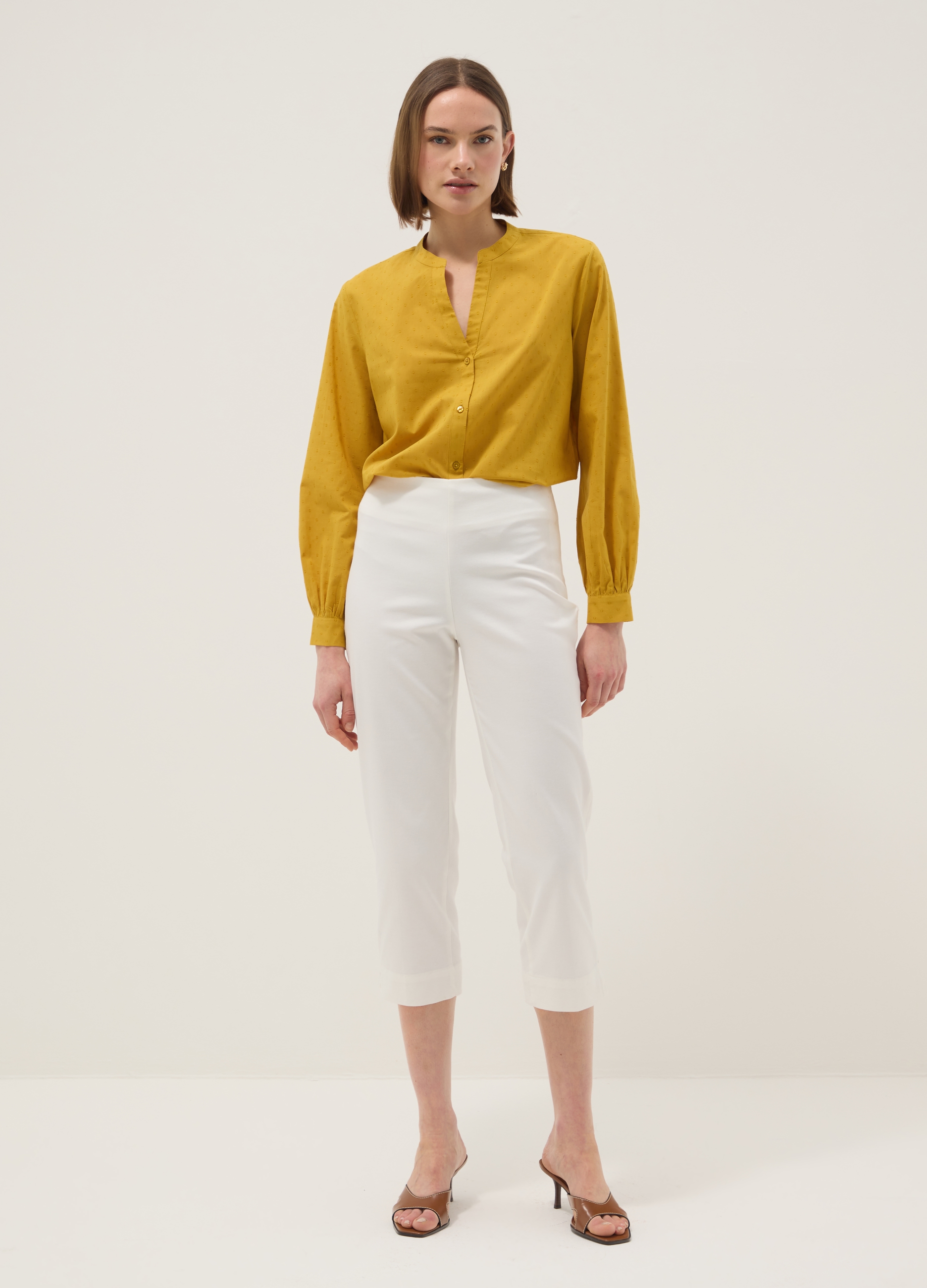 Camisa Amarilla De Algodón Puro Ajuste Regular Con Cuello V Profundo Y Lunares, Mujer, Amarillo mostaza, Talla: 36