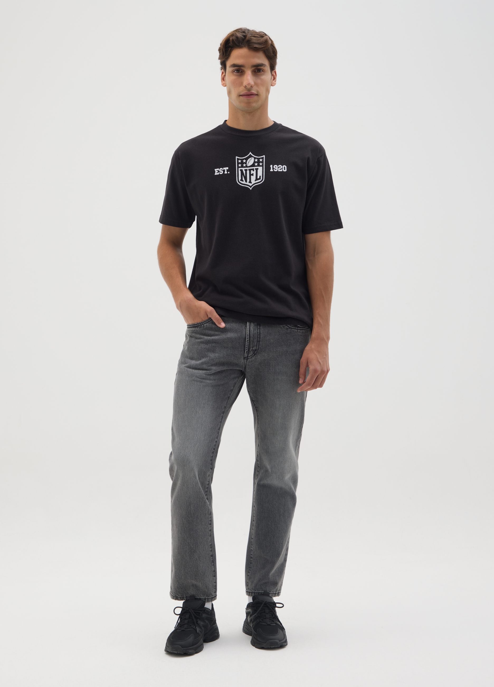 NFL, T-shirt In Puro Cotone Nero Con Logo Nfl, Uomo, Nero, Taglia: M