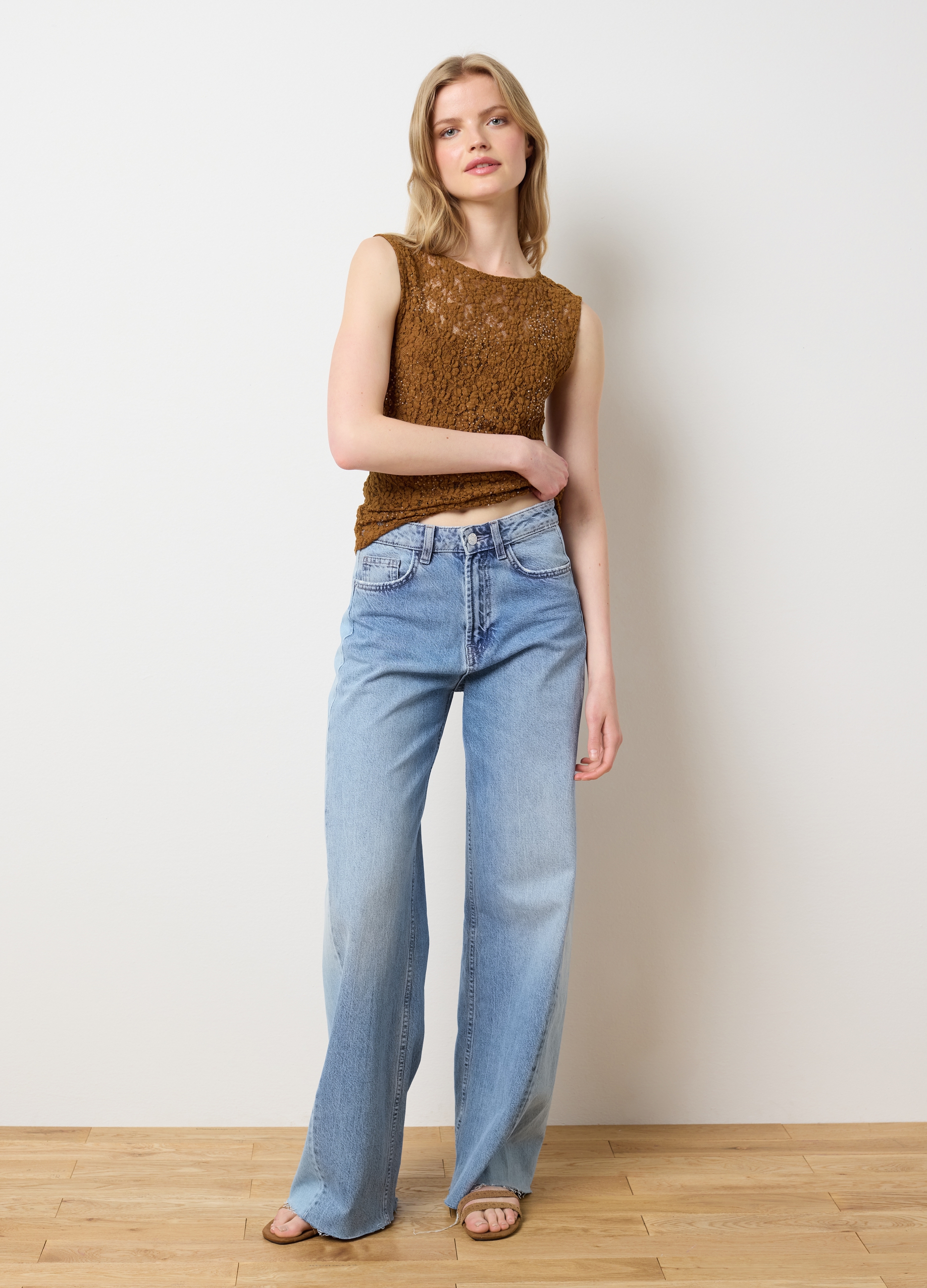 OVS, Top Smanicato Da Donna In Pizzo Marrone Fitted, Marrone, Taglia: S