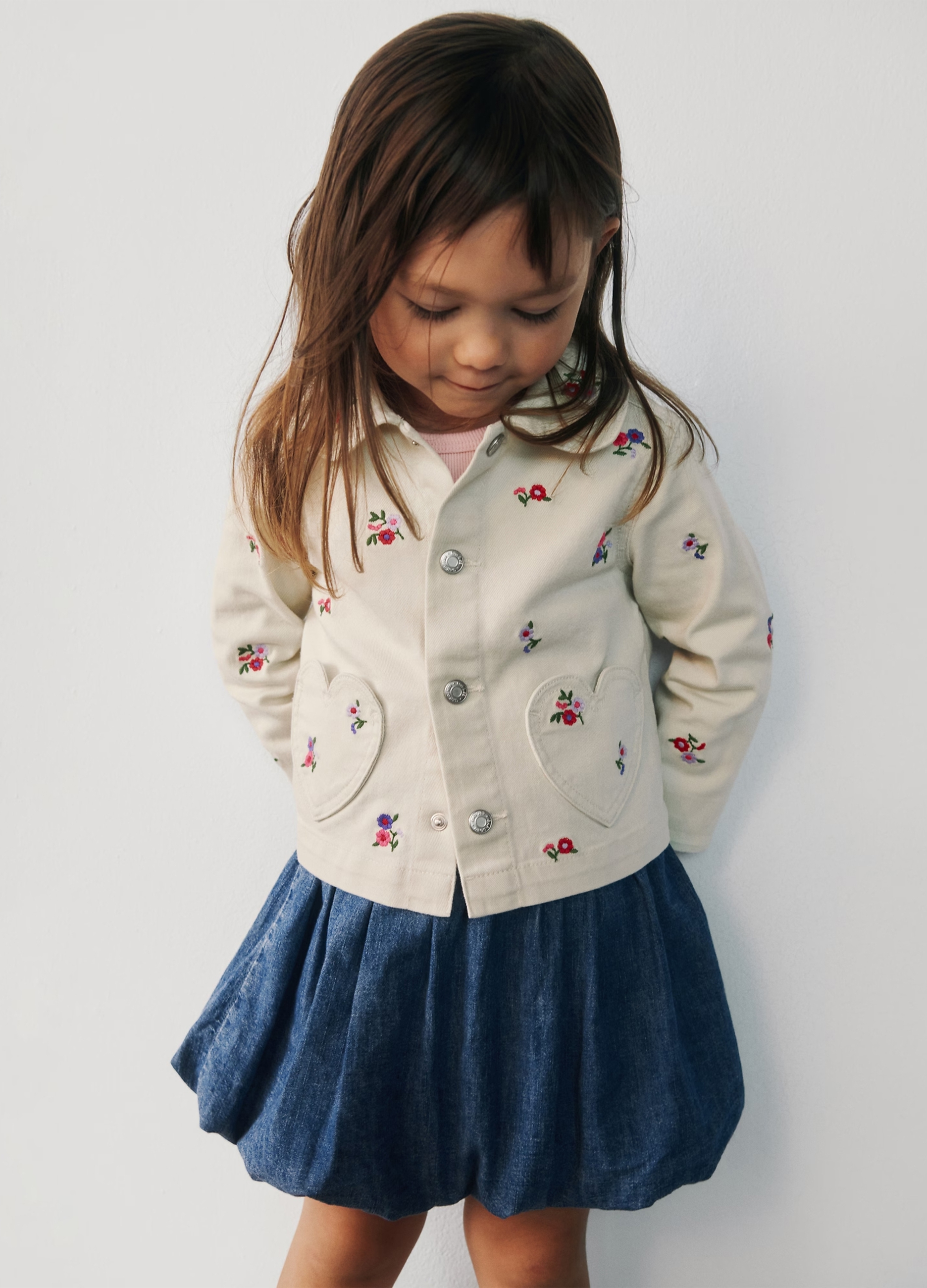 GAP KIDS, Giacca Ricamata Con Tasche A Cuore, Unisex, Beige, Taglia: 3Y/91-99
