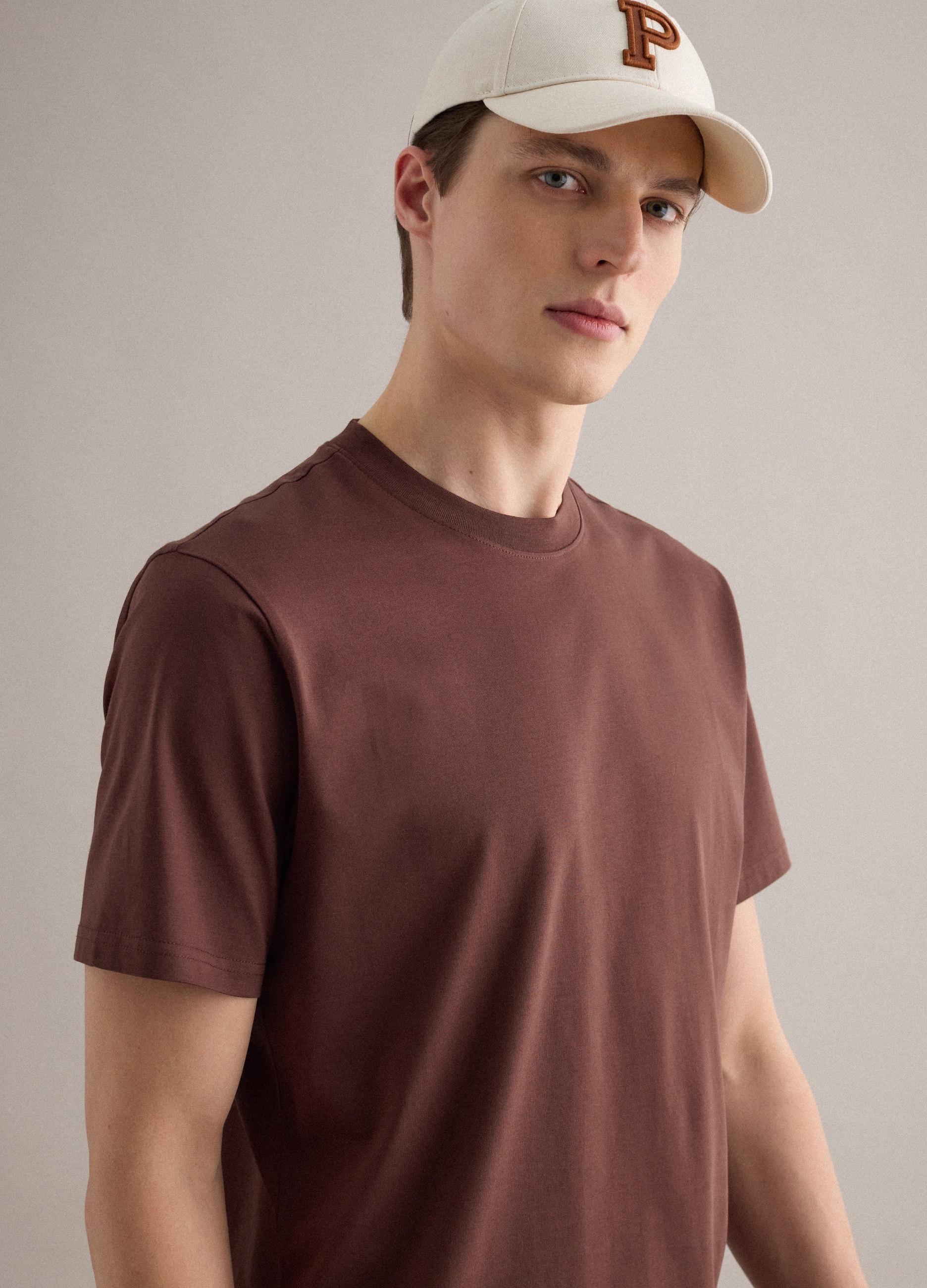 PIOMBO, Camiseta Marrón De Cuello Redondo En Puro Algodón Corte Relajado, Hombre, Marrón chocolate, Talla: L