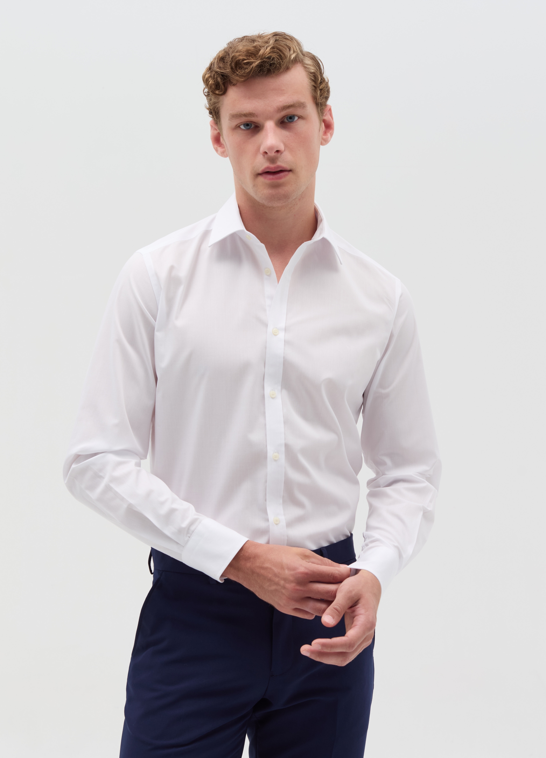 Camisa Slim Fit Cuello Francés, Hombre, Blanco óptico, Talla: 43