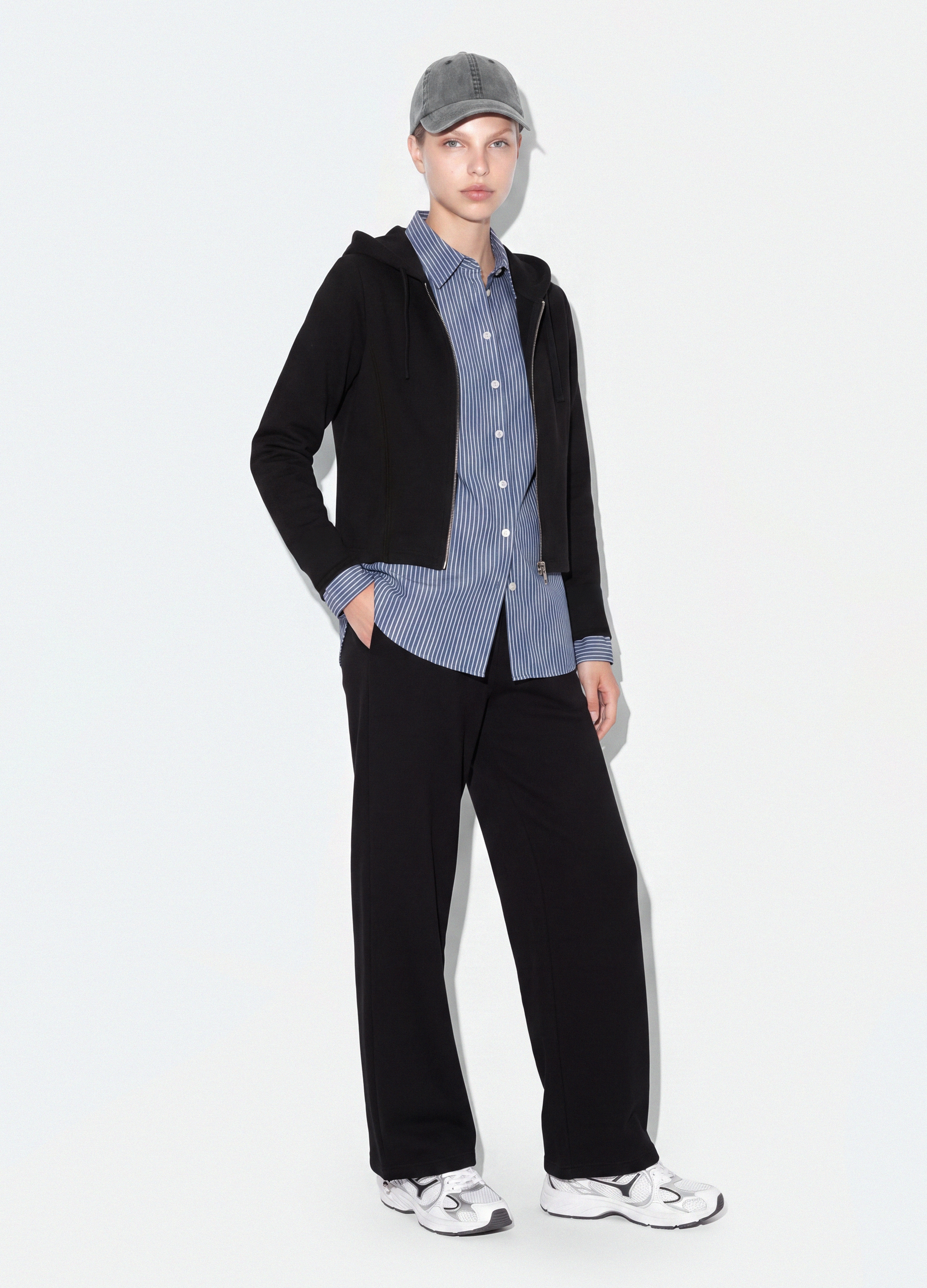 B.ANGEL, Felpa Full Zip Nera In Puro Cotone Con Cappuccio Fitted, Donna, Nero, Taglia: XL