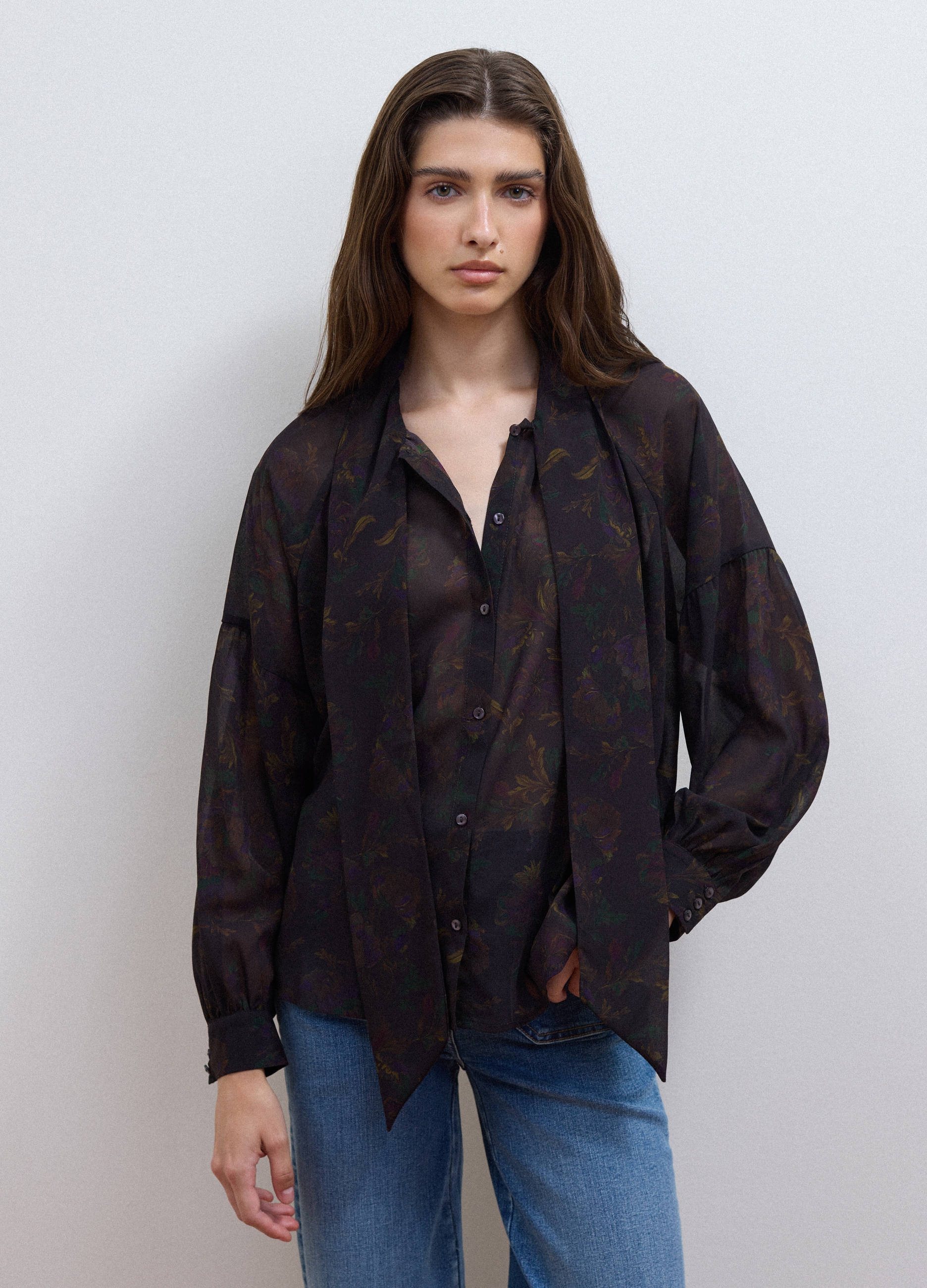 LES COPAINS, Camicia Nera Con Fantasia Floreale E Fiocco Al Collo, Donna, Nero, Taglia: L