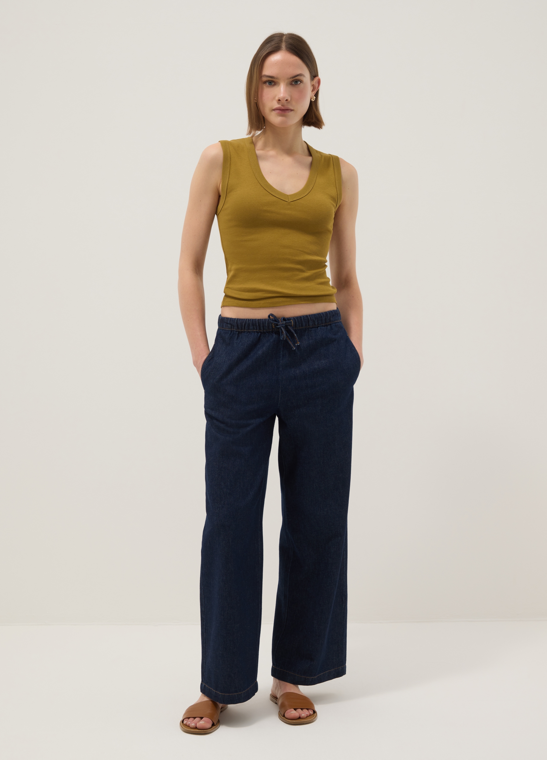 Camiseta Verde Sin Mangas De Algodón Puro Ajuste Regular Con Cuello En V, Mujer, Verde Oliva, Talla: XXL