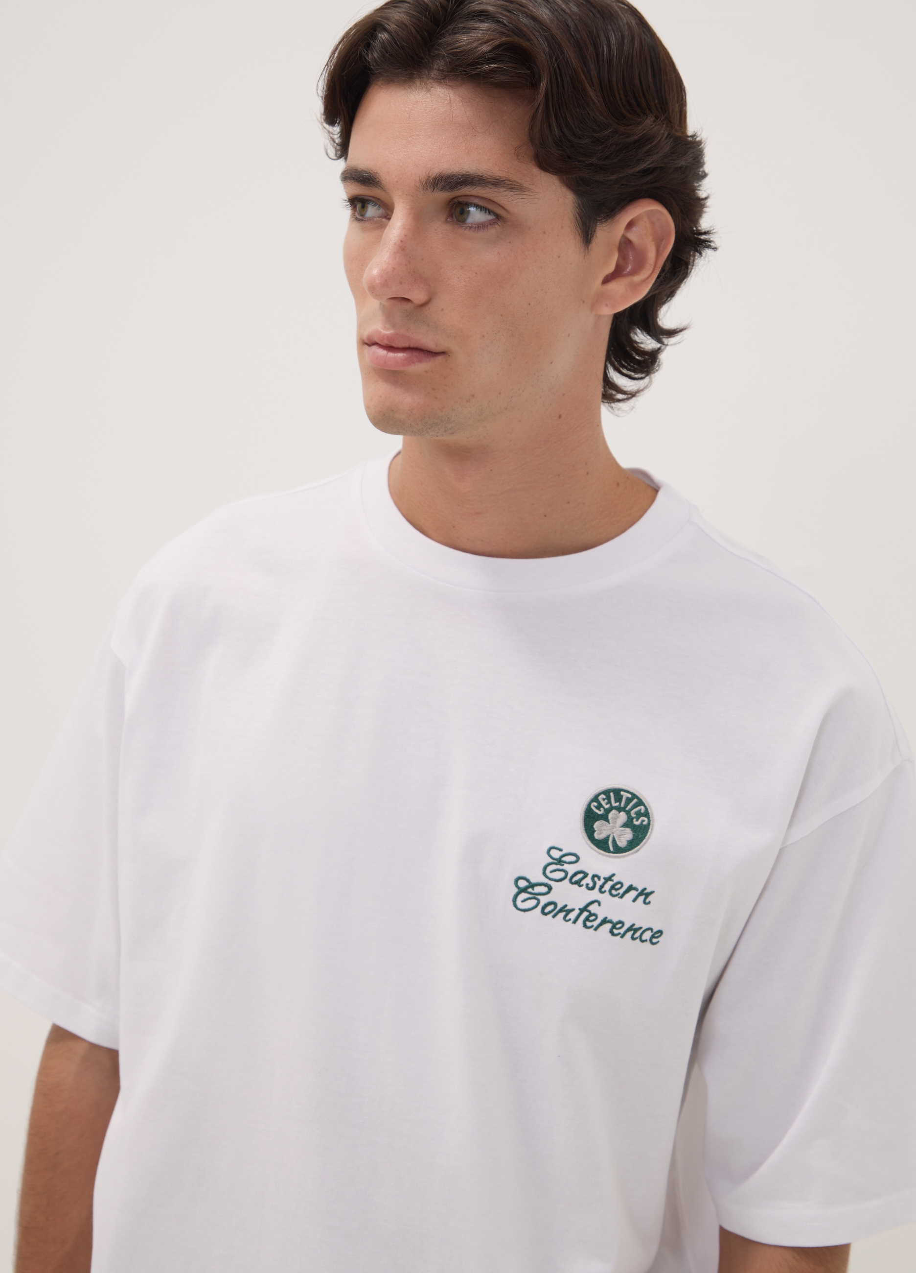 NBA, T-shirt Bianca In Puro Cotone Con Stampa Celtics, Uomo, Bianco, Taglia: S