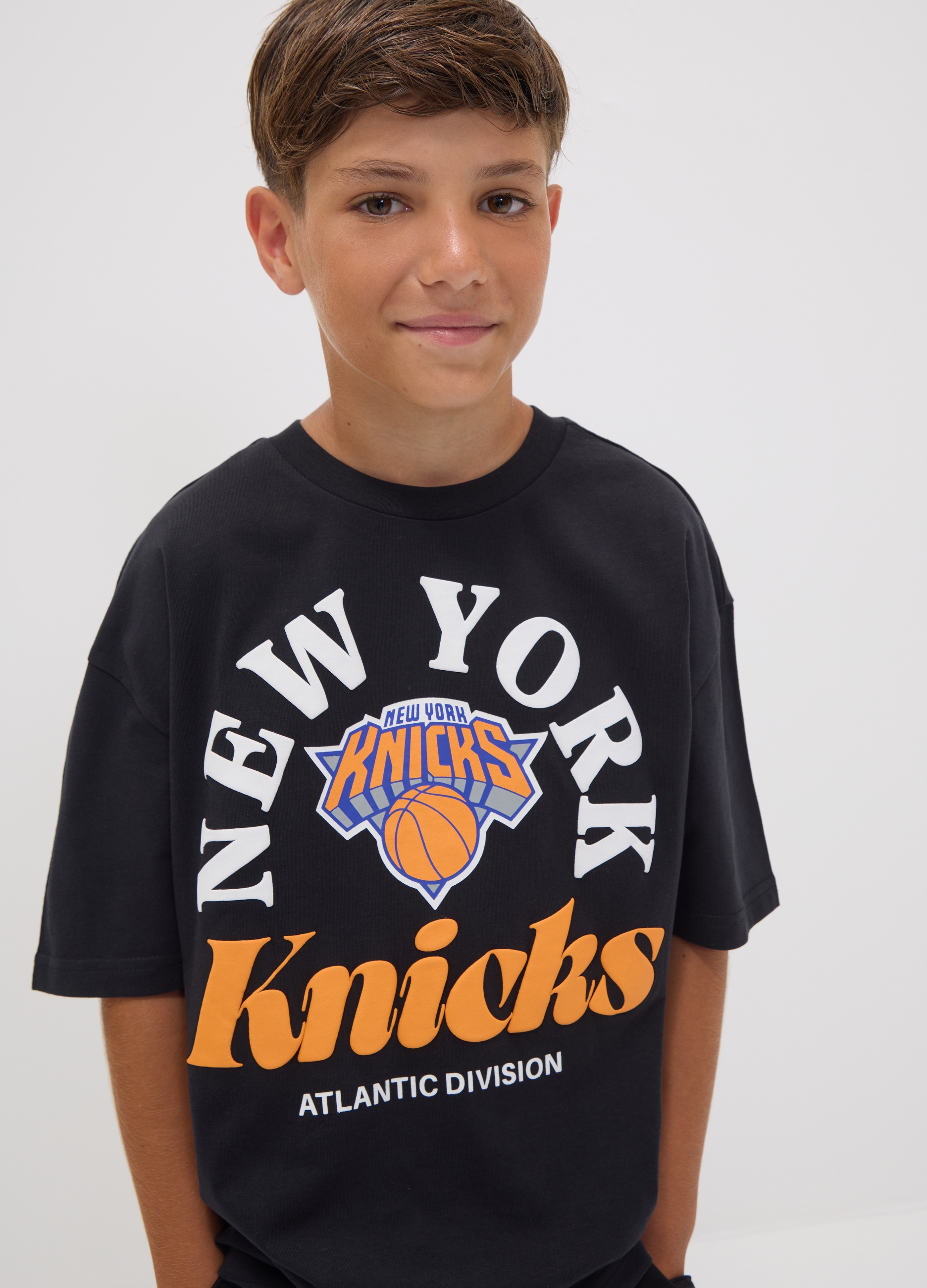 NBA, T-shirt Nera In Puro Cotone Con Stampa New York Knicks Per Ragazzo, Bambino, Nero, Taglia: 14-15