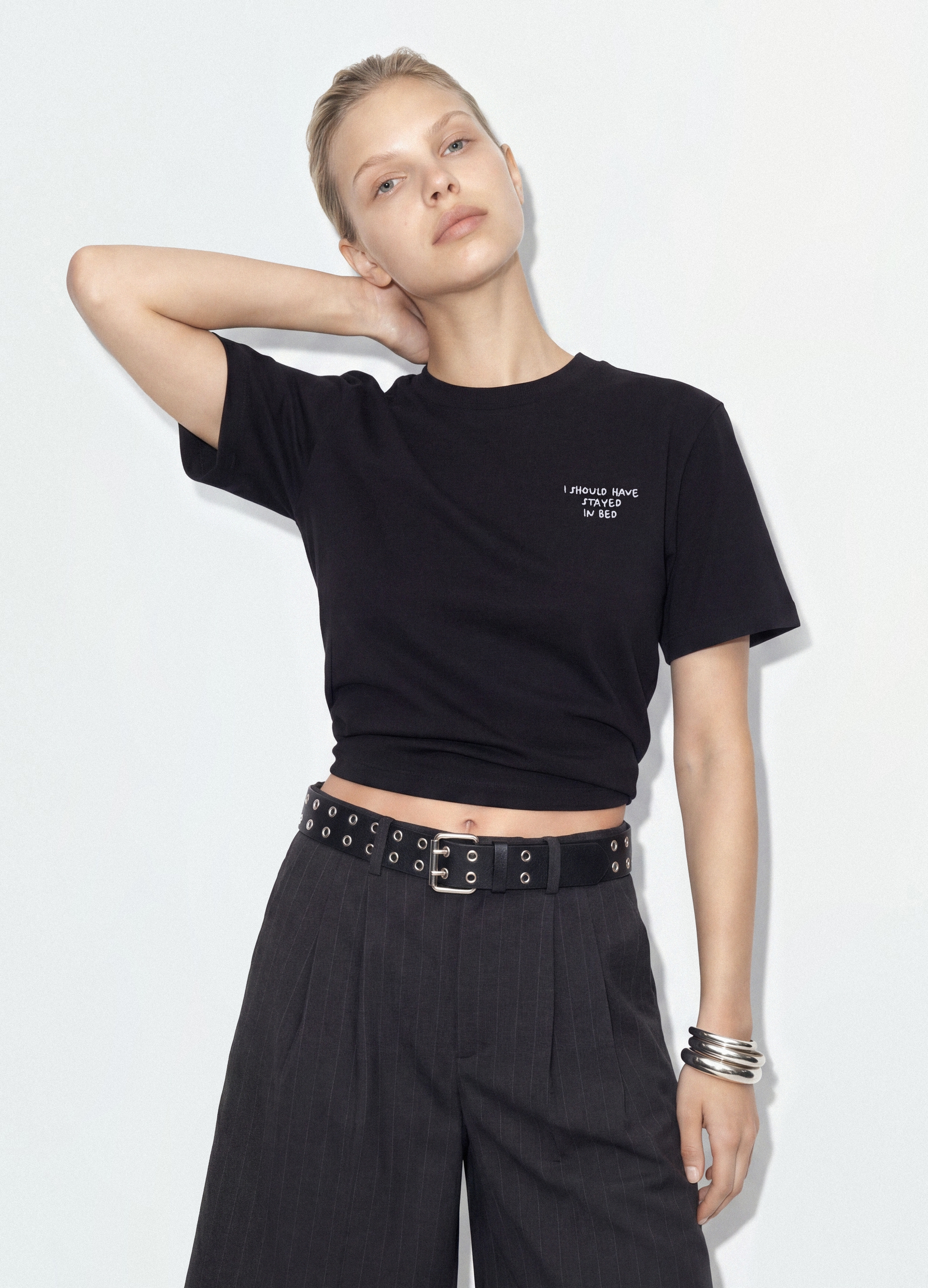 B.ANGEL, T-shirt Nera Relaxed Fit In Puro Cotone Con Scritta Ricamata, Donna, Nero, Taglia: XXS