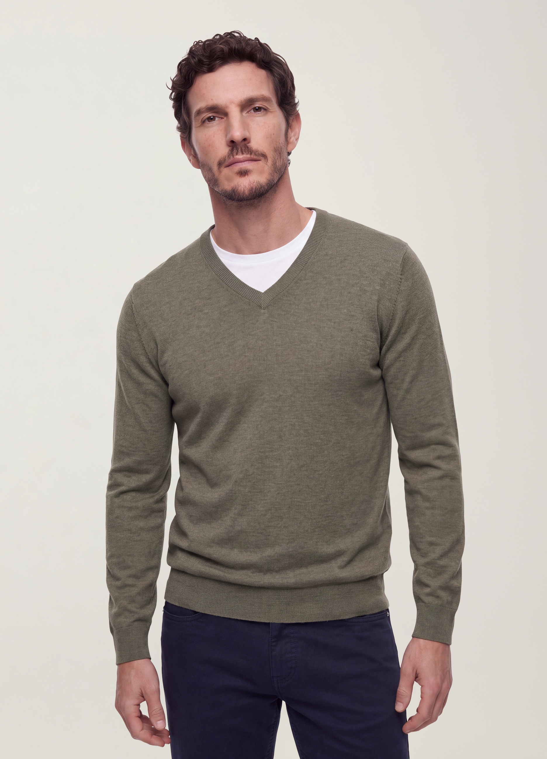 OVS, Maglia Grigia In Misto Viscosa Con Scollo A V Regular Fit, Uomo, Grigio, Taglia: M