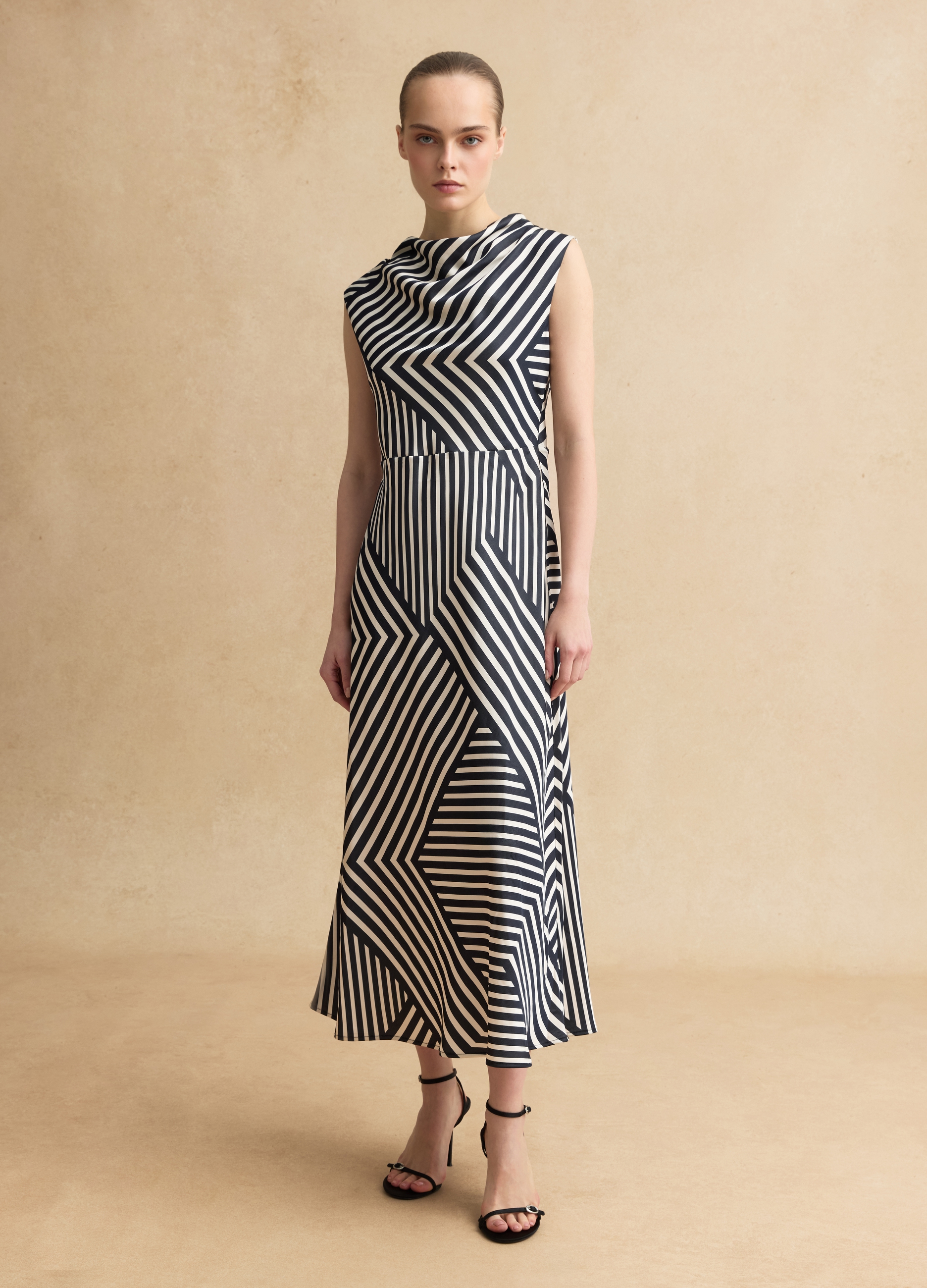 LES COPAINS, Vestido Sin Mangas En Mezcla De Viscosa A Rayas Multicolor Regular Fit, Mujer, Blanco/azul, Talla: 38