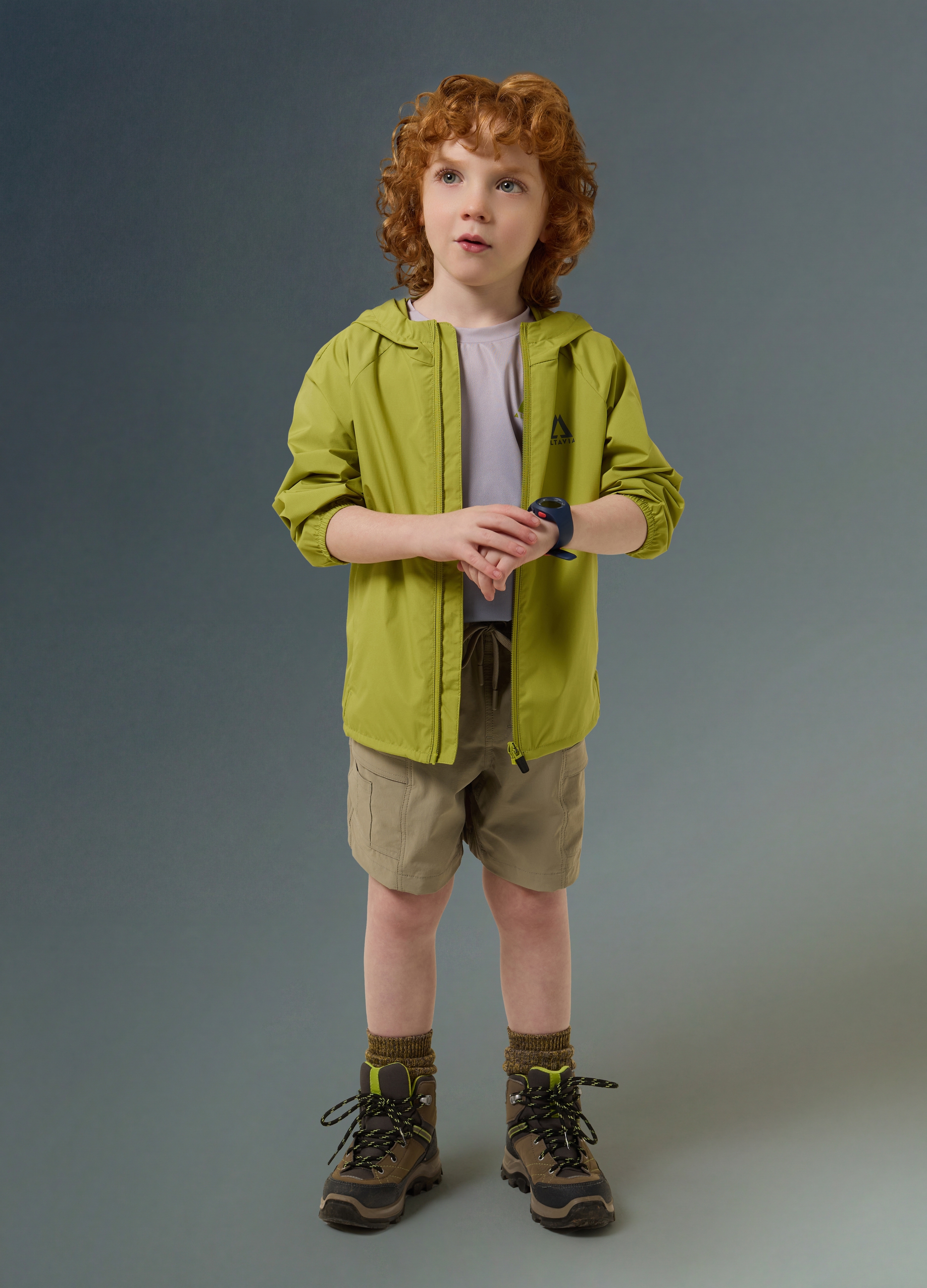 ALTAVIA, Shorts Técnicos Altavia With Deborah Compagnoni, Niño, Arena, Talla: 6-7