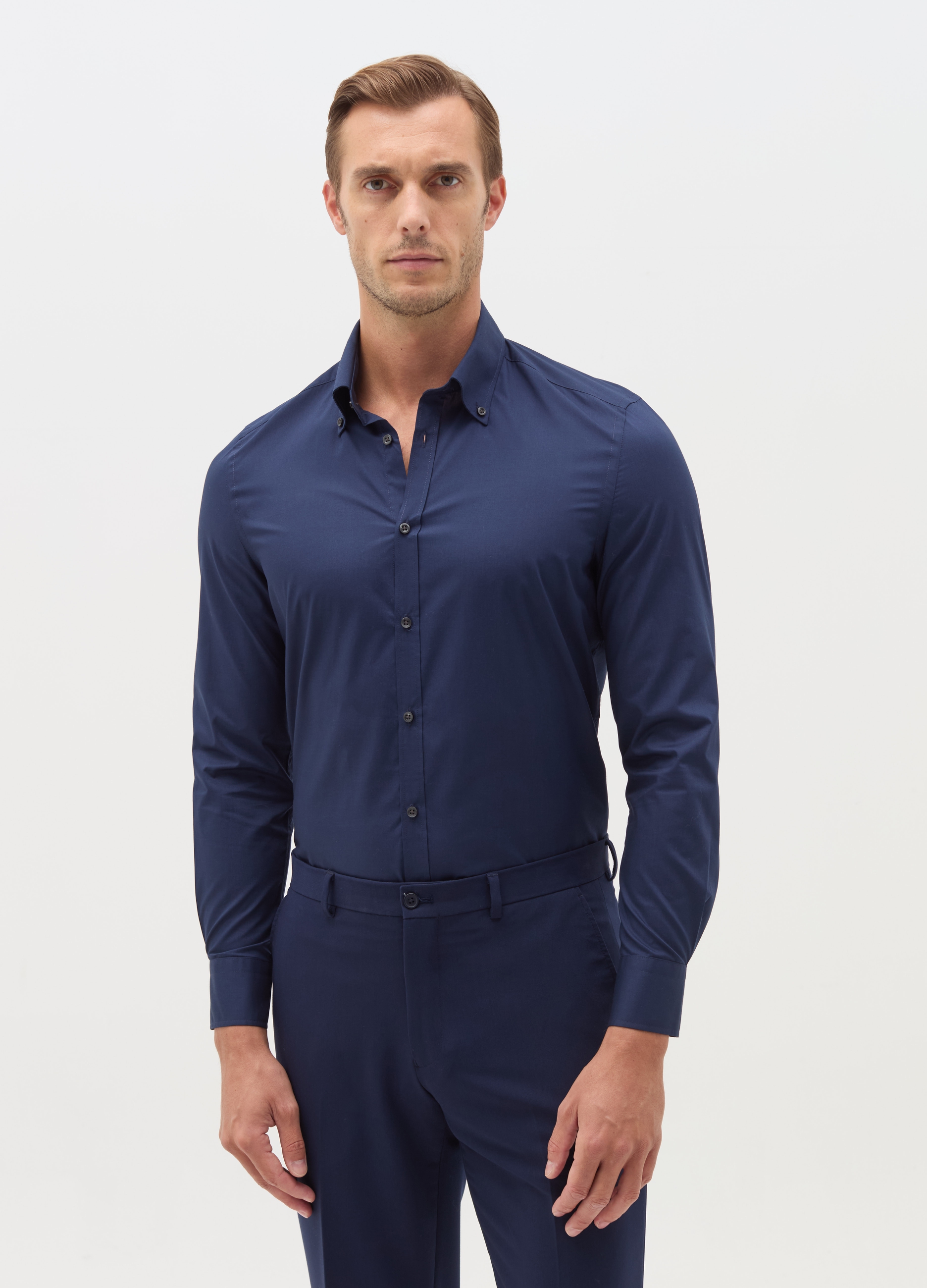 Camisa Slim Fit Cuello Abotonado, Hombre, Azul océano, Talla: 39
