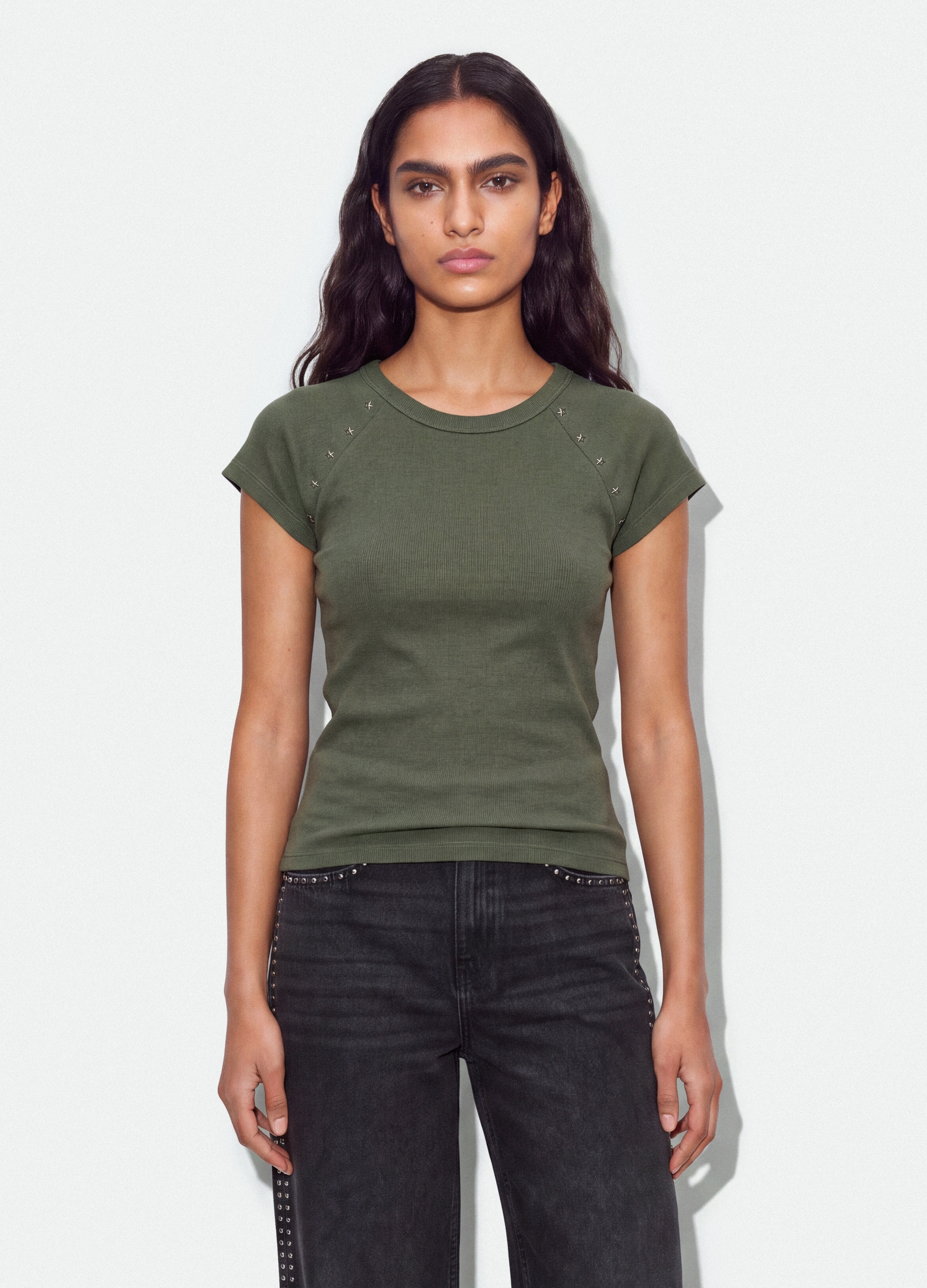 B.ANGEL, T-shirt Fitted Verde In Cotone Elasticizzato A Costine Con Borchie, Donna, Verde, Taglia: M