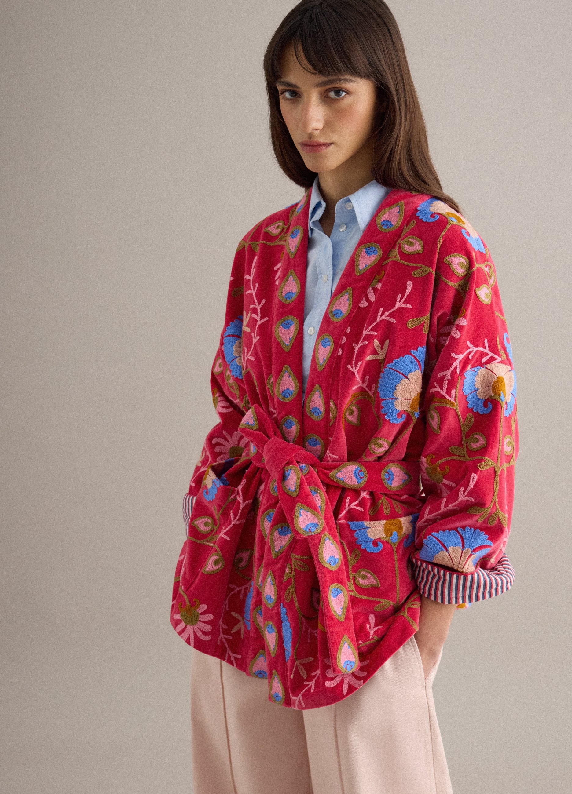 PIOMBO, Kimono Multicolor De Algodón Puro Con Ajuste Oversize Y Bordados Florales, Mujer, Azul Cielo/Rojo, Talla: M/L