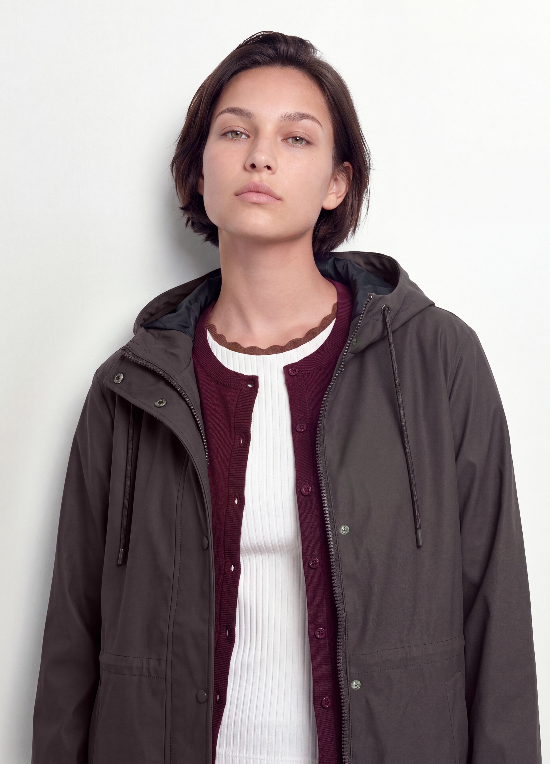 MYA, Giacca Antipioggia Viola Con Cappuccio E Chiusura Zip E Bottoni Regular Fit, Donna, Viola, Taglia: S