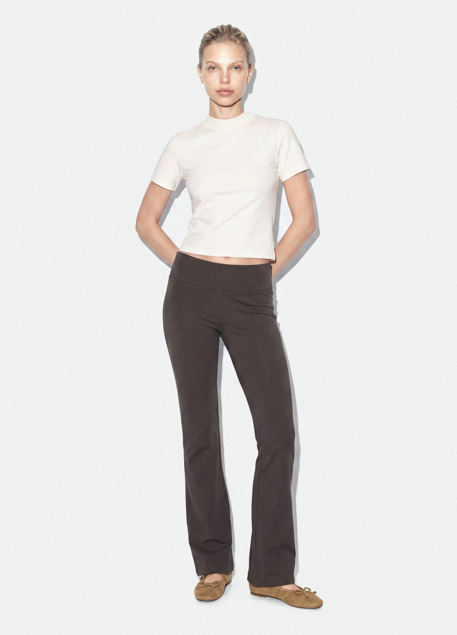 B.ANGEL, T-shirt Fitted Bianca In Cotone Elasticizzato Con Collo Rialzato, Donna, Bianco, Taglia: M