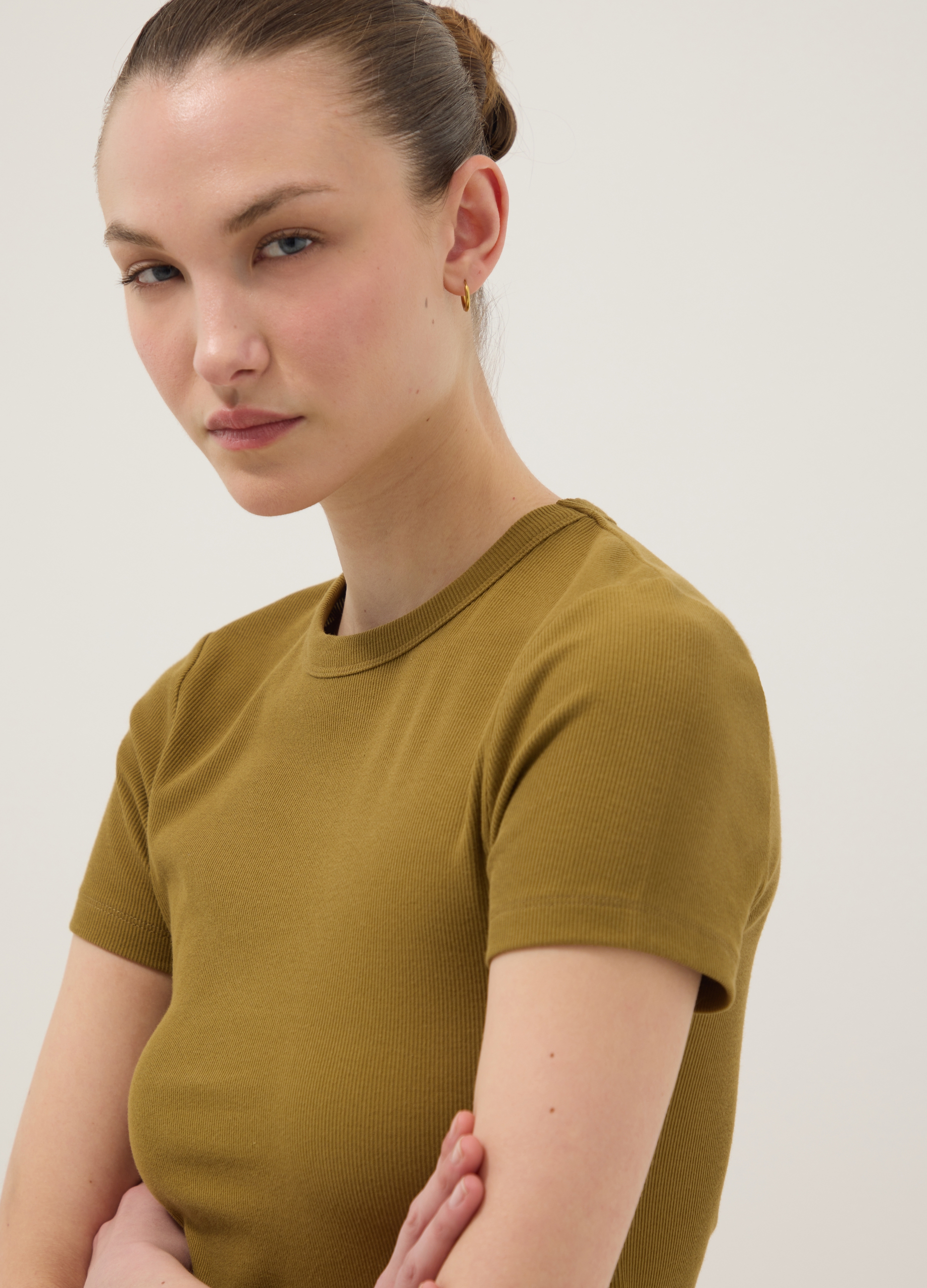 Camiseta Verde Entallada De Manga Corta En Algodón Elástico, Mujer, Verde musgo, Talla: 40