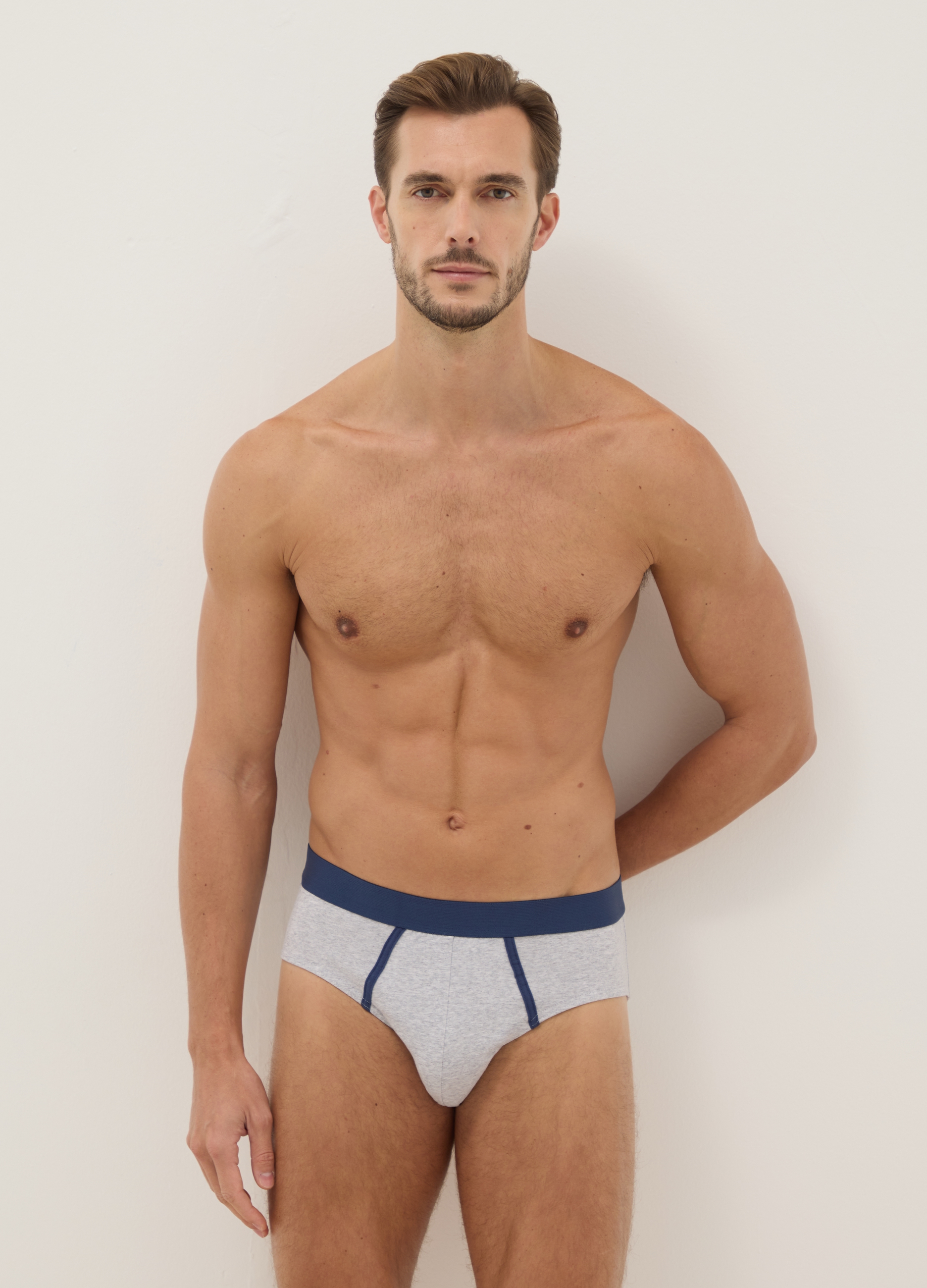 Tripack De Briefs Multicolor Elasticado En Algodón Ajuste Regular, Hombre, Gris/azul, Talla: M